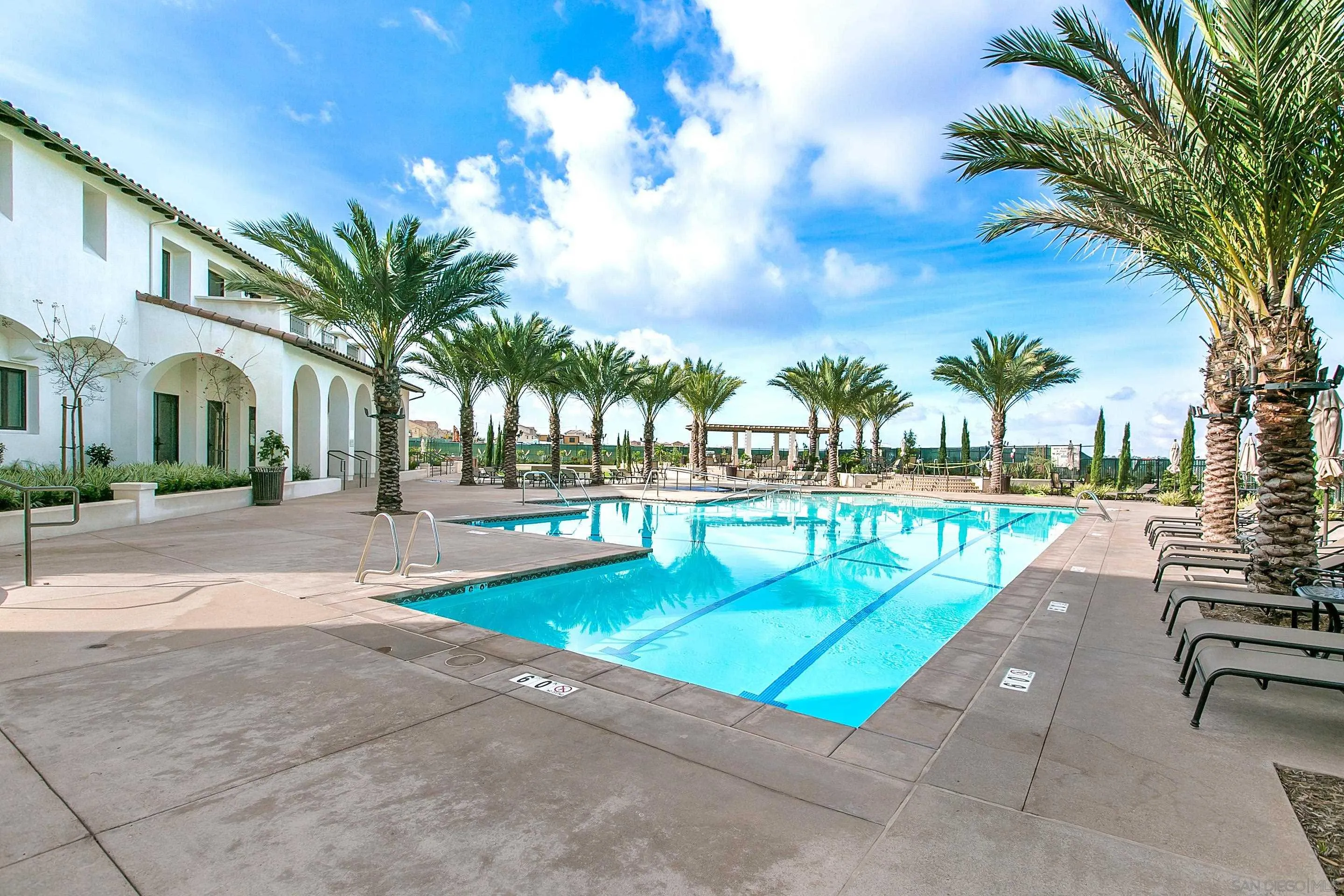 https://cdn.realtyfeed.com/cdn/127/260007301/0c4fb31963ed2829957b4fd6c53ebb18.webp