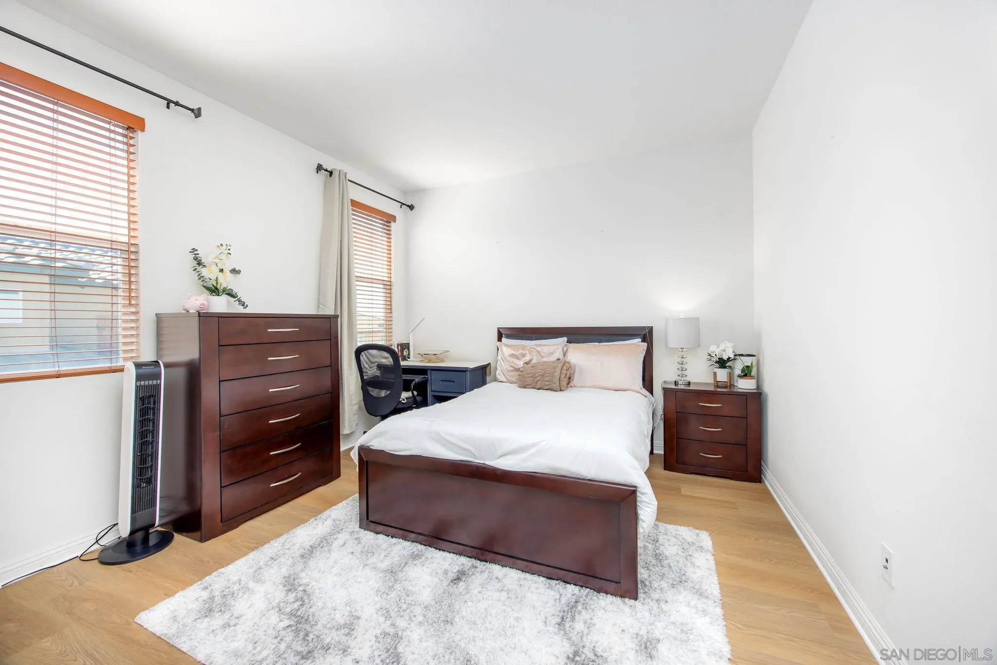https://cdn.realtyfeed.com/cdn/127/260007301/e7710a34ae66399e059c9041232e064f.webp