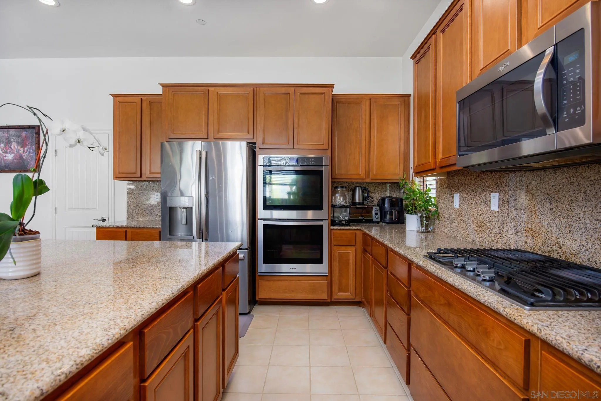 https://cdn.realtyfeed.com/cdn/127/260007301/ff746277778121fbacf36e9f740151e1.webp