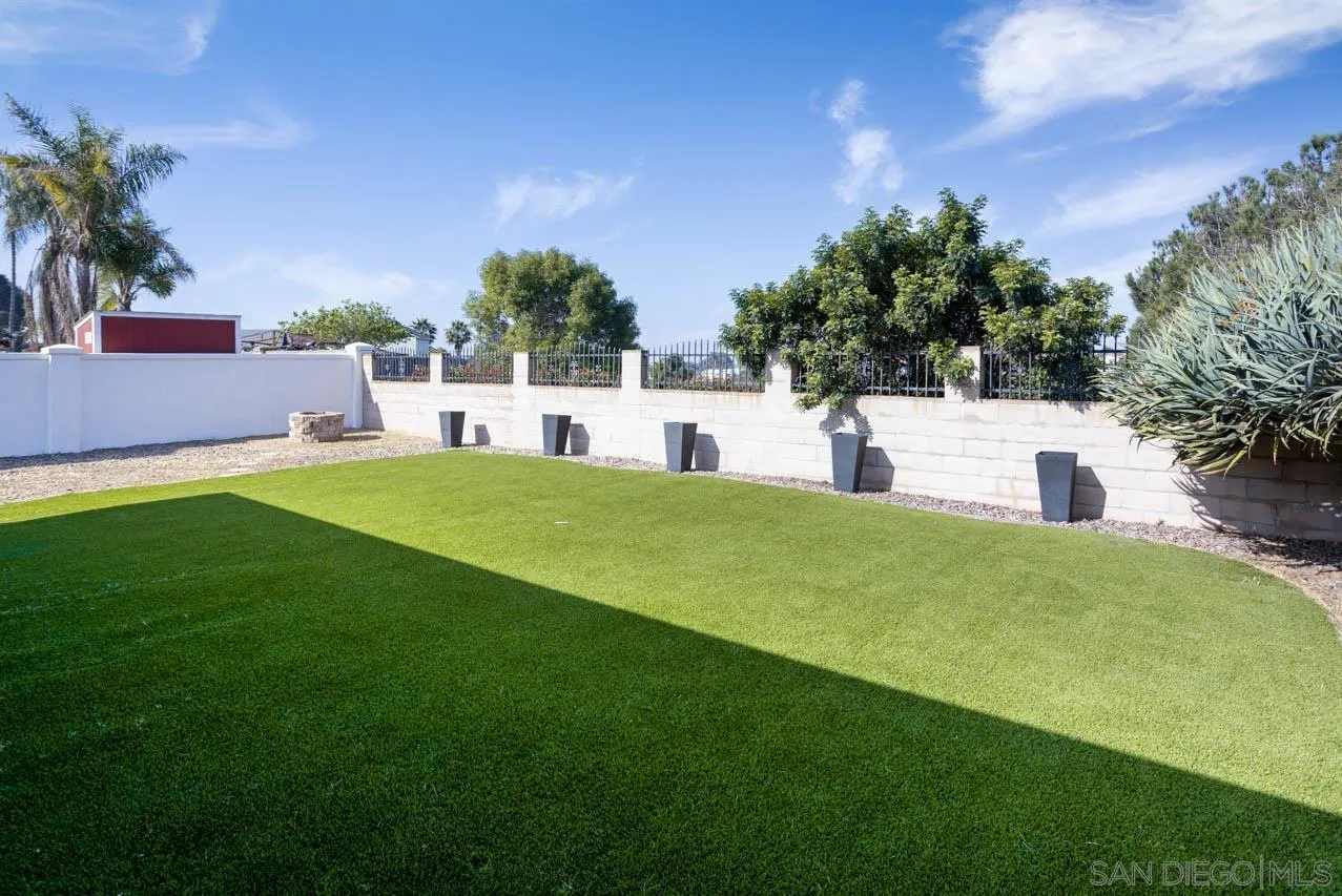 https://cdn.realtyfeed.com/cdn/127/260007315/43be3e3a24260ea4549bace8b4c1b18f.webp