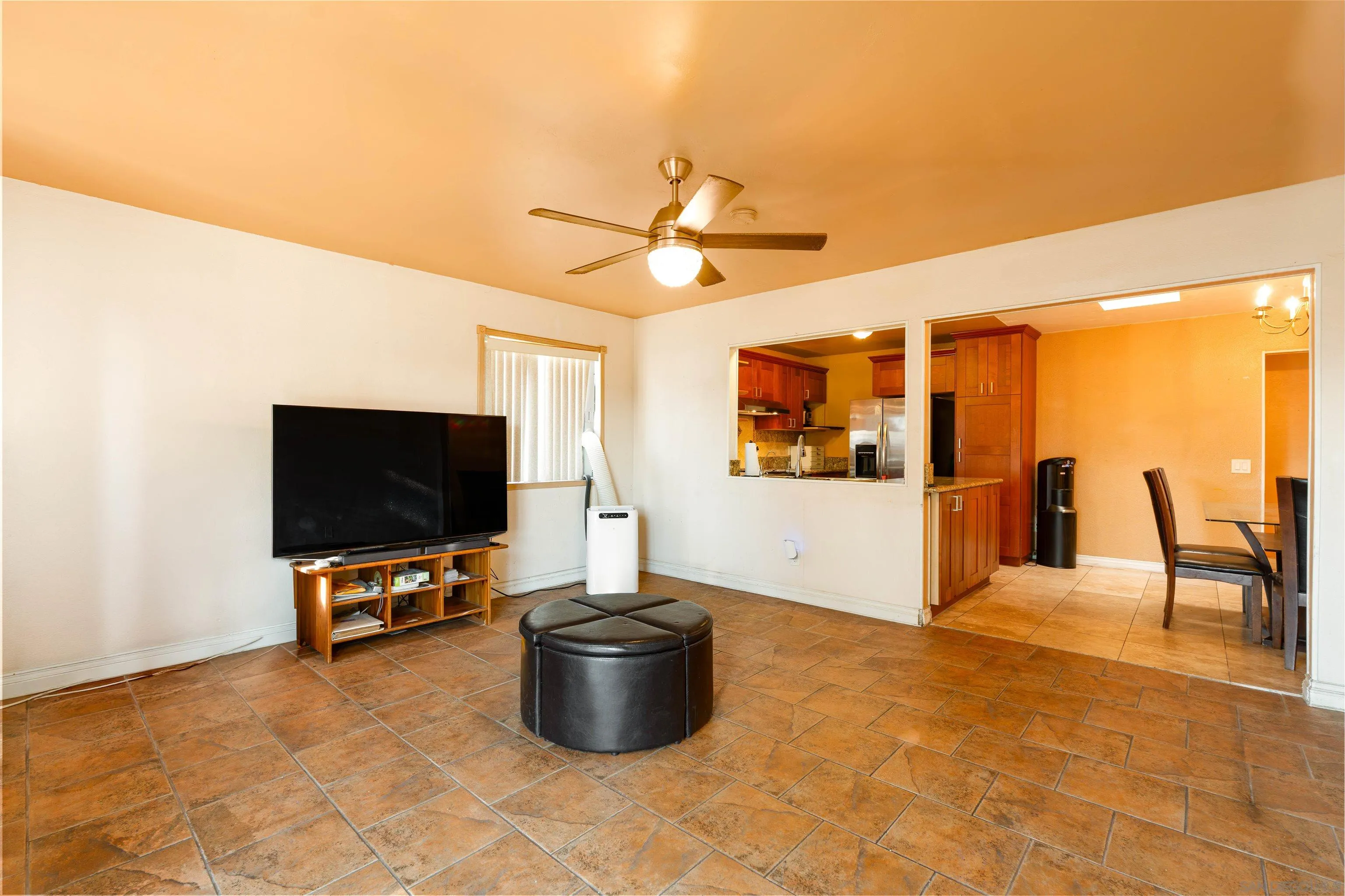 https://cdn.realtyfeed.com/cdn/127/260007317/b6ca5af513f6880d7a9c91818831d95a.webp