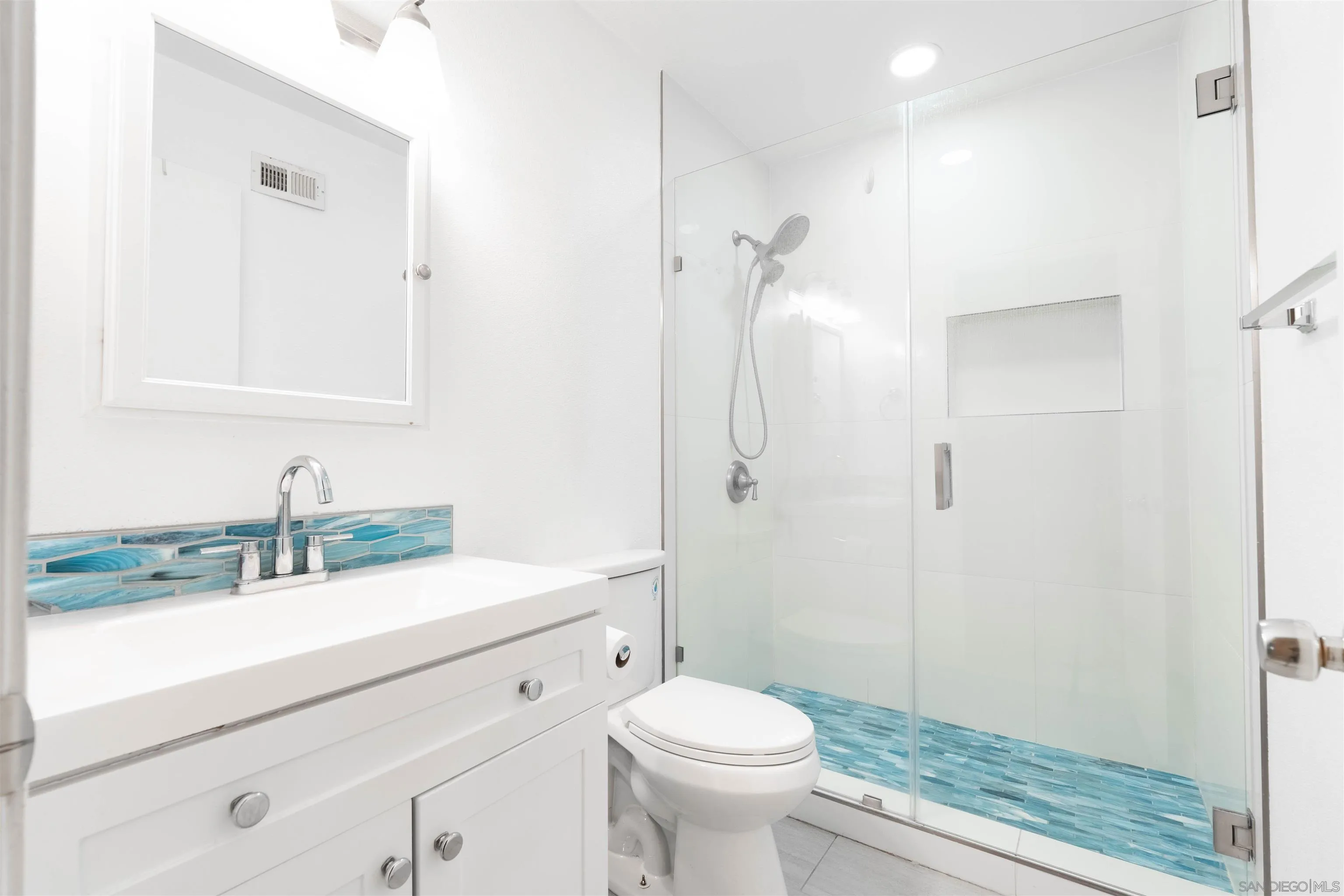 https://cdn.realtyfeed.com/cdn/127/260007317/cd08fe62543536ddef6652d42d706933.webp
