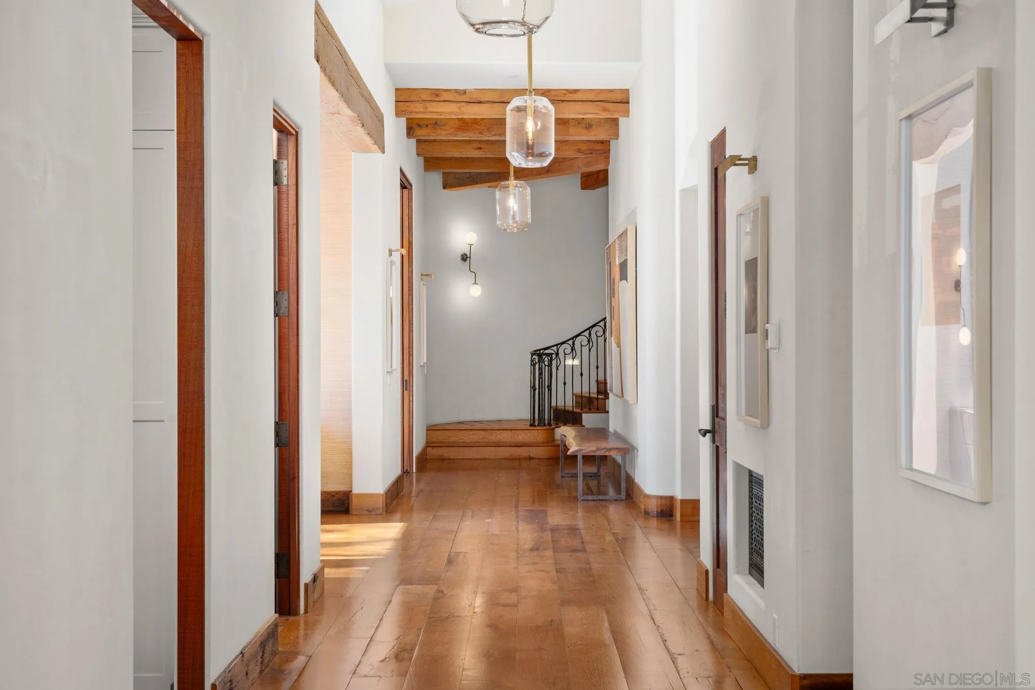 https://cdn.realtyfeed.com/cdn/127/260007318/c96e24fa5576ab997399aac44c21a465.webp
