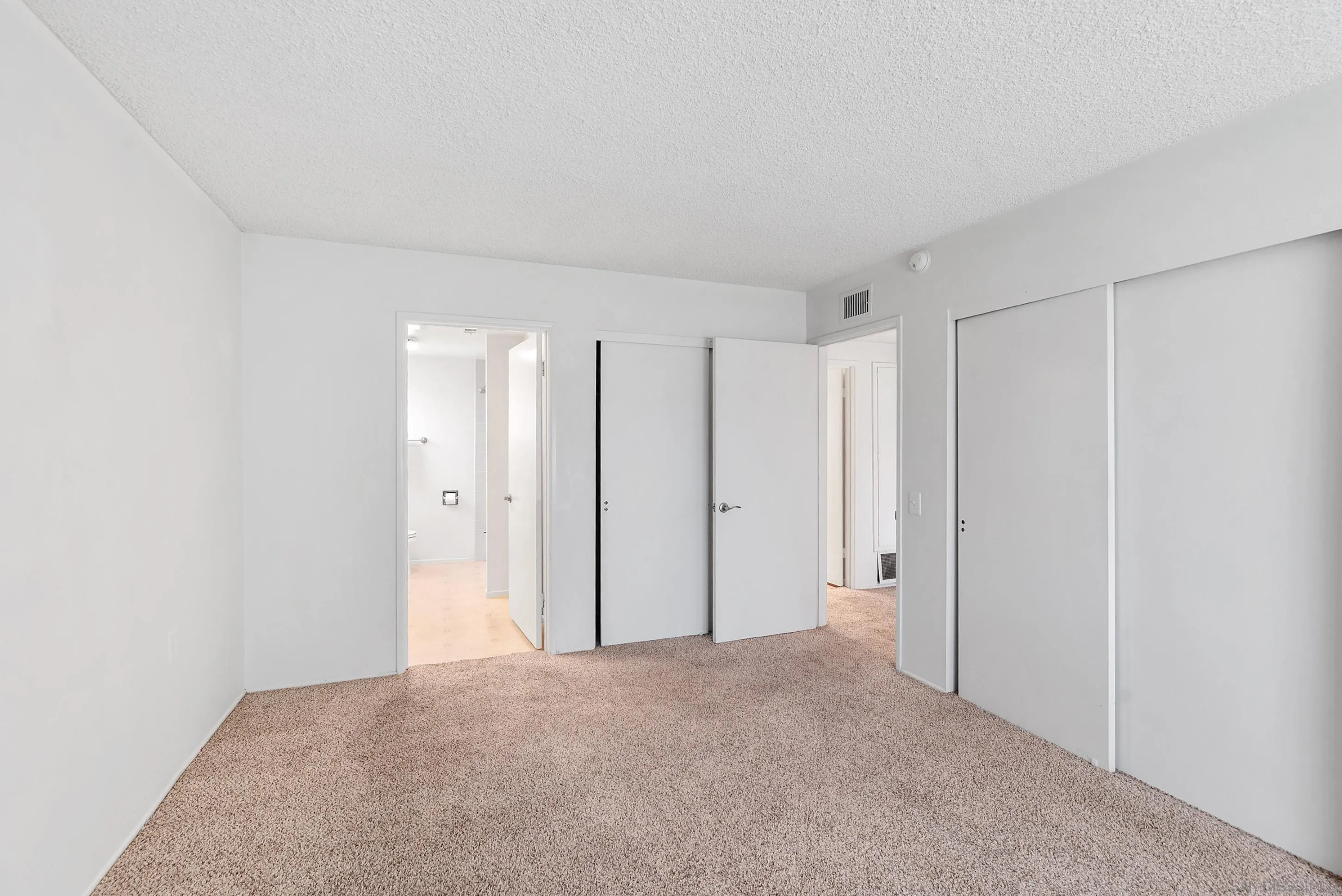 Photo #13: 260007322 Listing: Photo #13