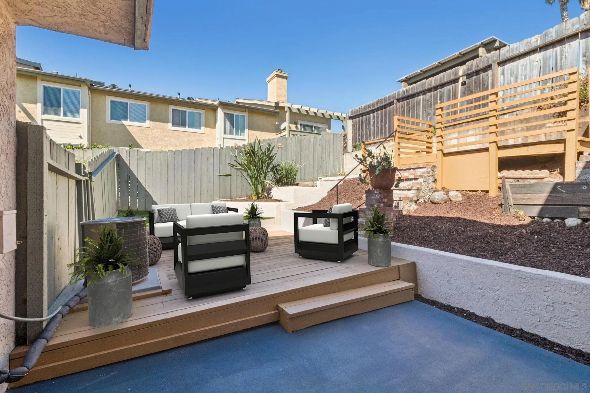 https://cdn.realtyfeed.com/cdn/127/260007323/1d51ef3262c0e926e6762b384501a56b.webp