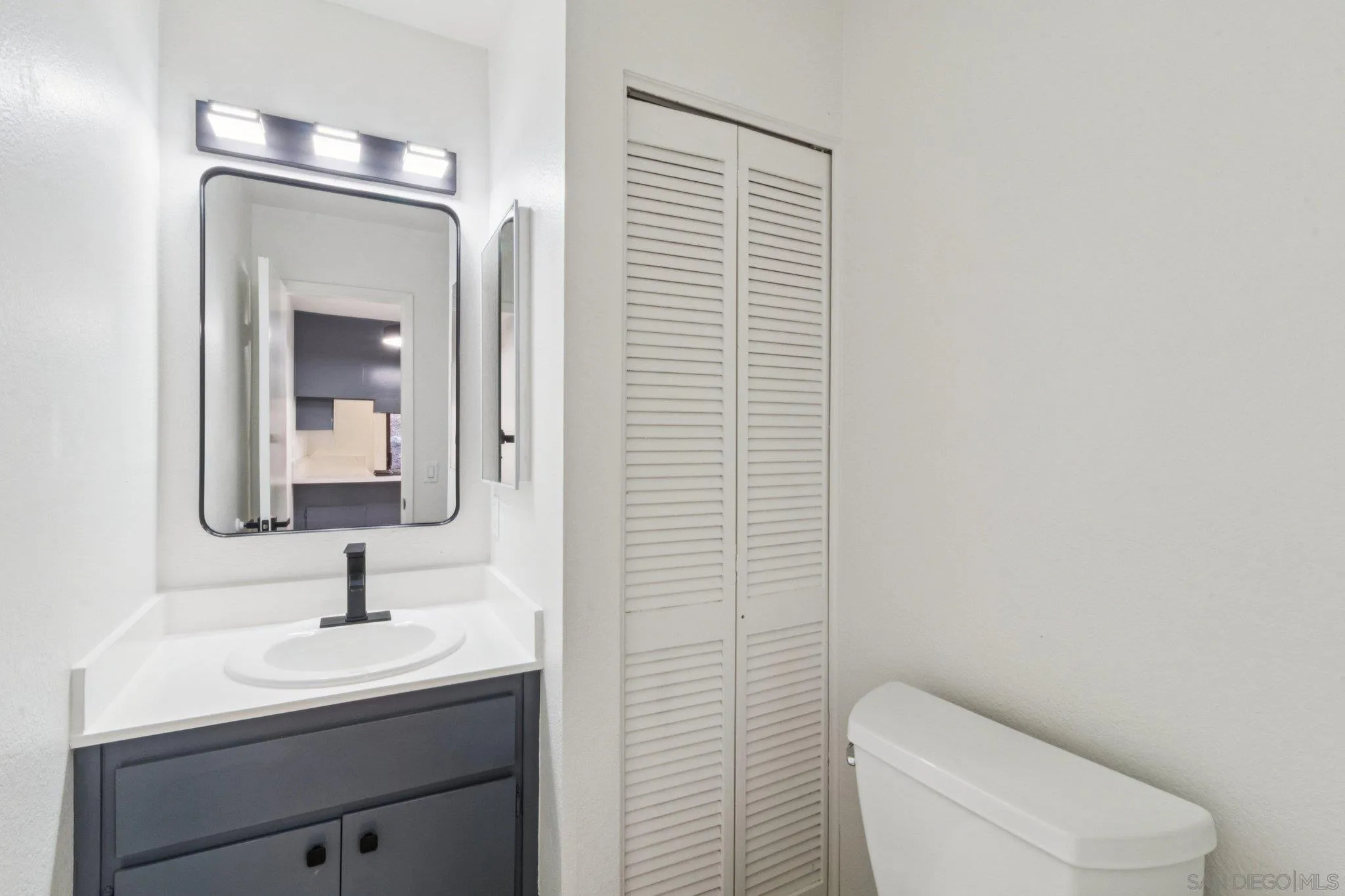 https://cdn.realtyfeed.com/cdn/127/260007323/433732226a06b3870bb73468e9fc982b.webp
