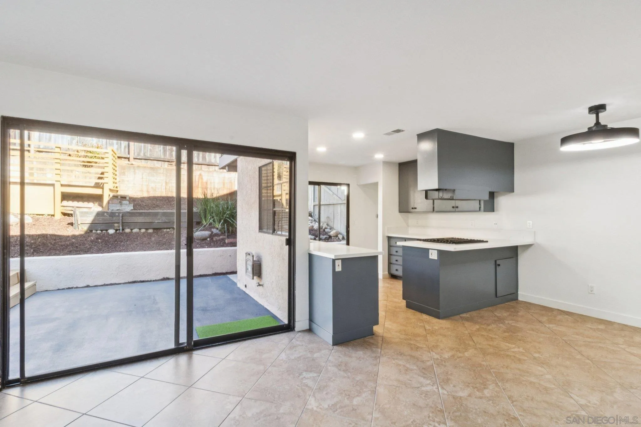 https://cdn.realtyfeed.com/cdn/127/260007323/7024322bebe0cbc050b4f560300e14df.webp