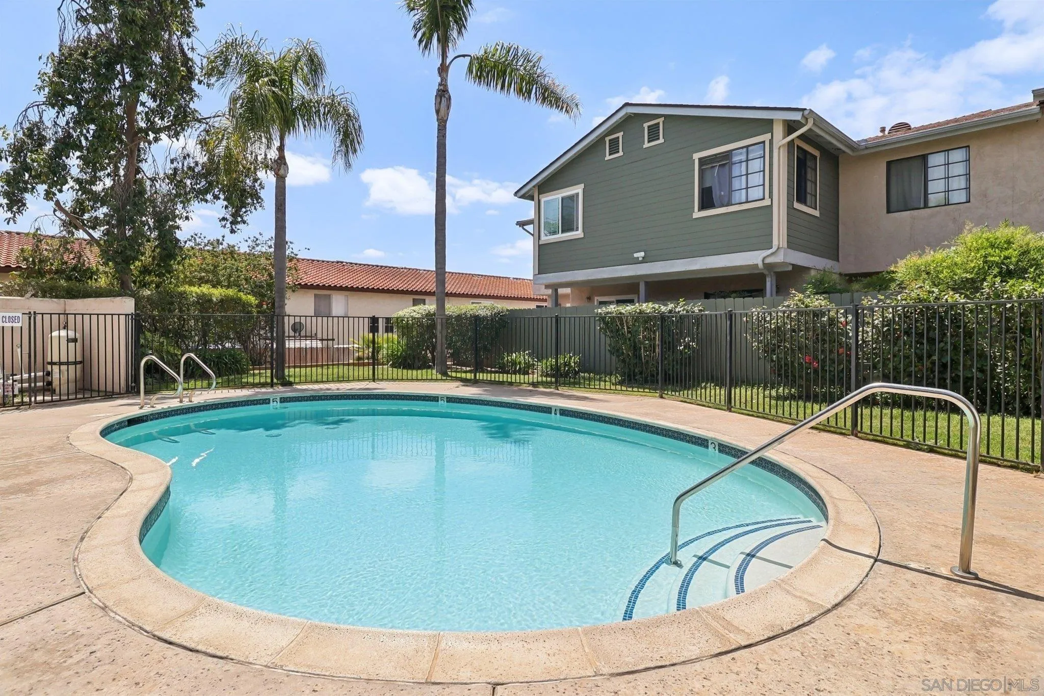 https://cdn.realtyfeed.com/cdn/127/260007323/c28d6be09ba5b028216846b947b1ca8b.webp