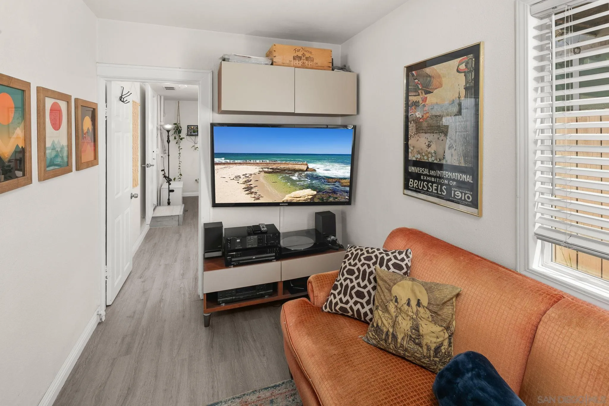 https://cdn.realtyfeed.com/cdn/127/260007329/1403ba86a1c168bff876c46d963fc4ee.webp