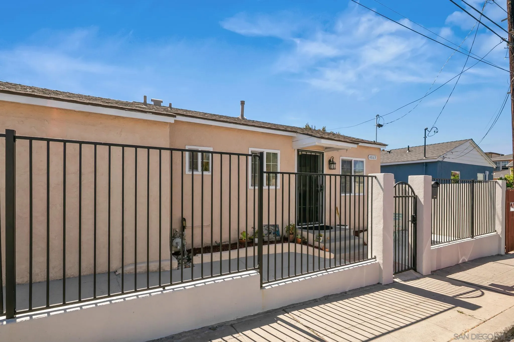 https://cdn.realtyfeed.com/cdn/127/260007329/3ca6ad48a9261e683b094cf621f6c352.webp