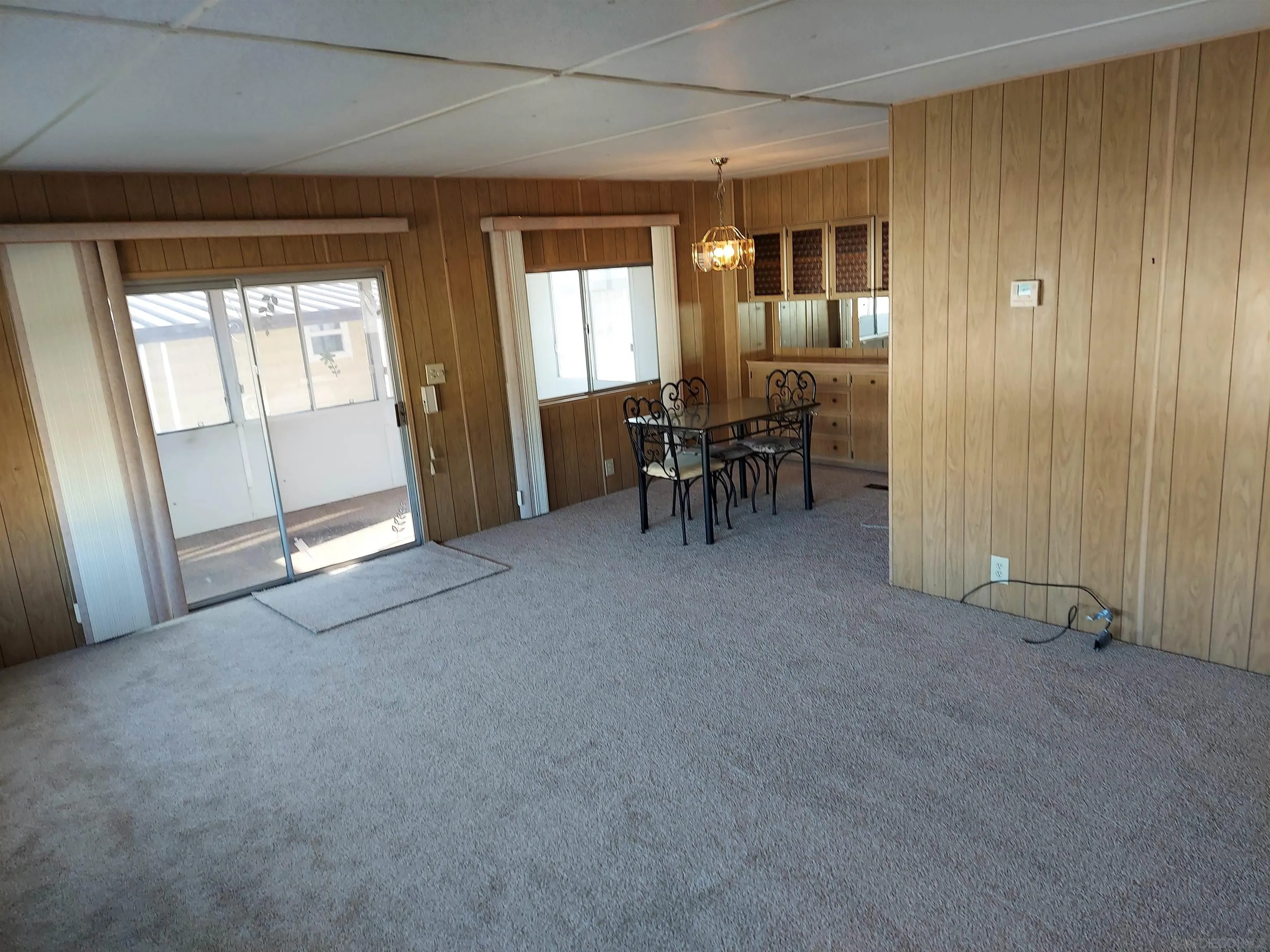 https://cdn.realtyfeed.com/cdn/127/260007333/f36402460a49addef3acd637b307a0ee.webp