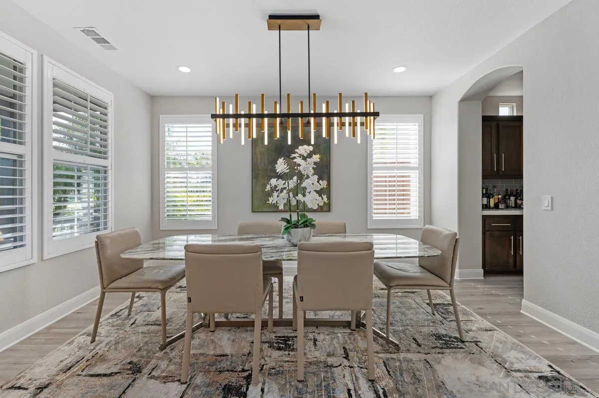 https://cdn.realtyfeed.com/cdn/127/260007334/4d8fd52579b7f3788656bf5332b76817.webp