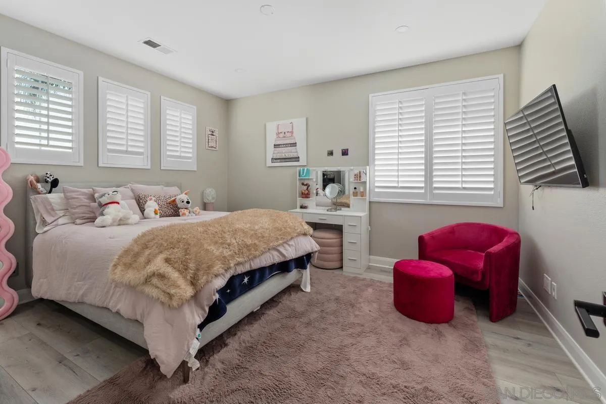 https://cdn.realtyfeed.com/cdn/127/260007334/d2989a1a7c52f4b818ba5a0c10ae0476.webp