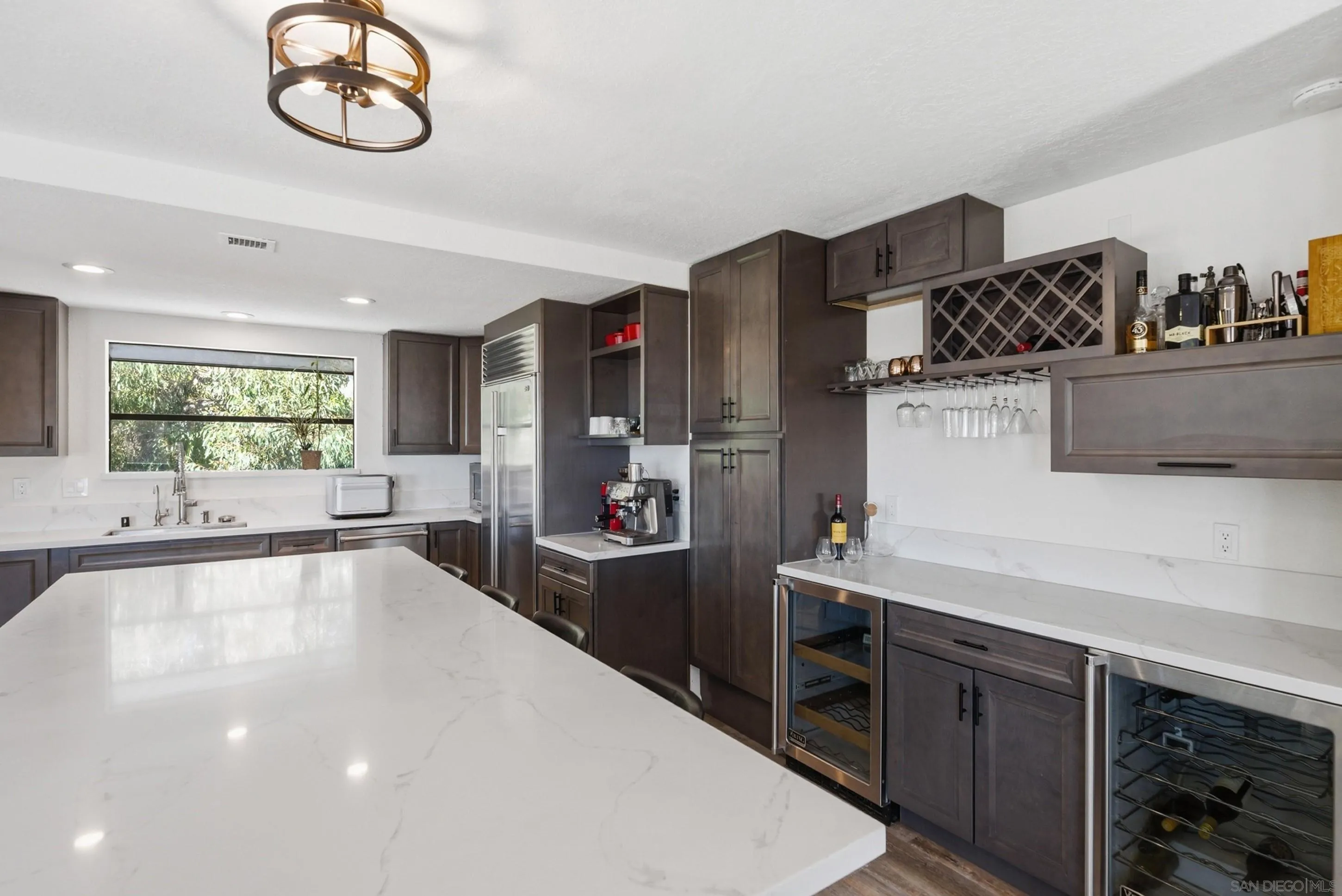 https://cdn.realtyfeed.com/cdn/127/260007335/00d4ab6cd53387ac156743a4dd5c02b7.webp