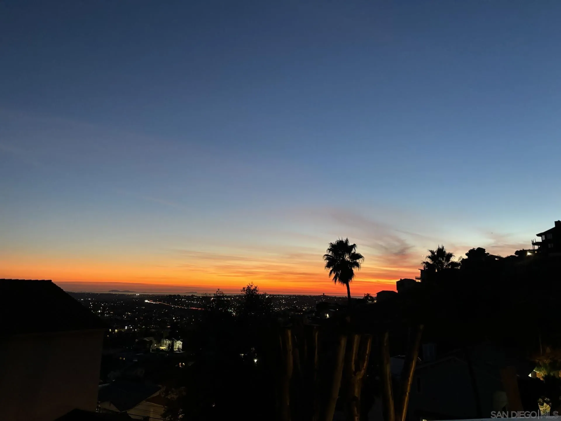 https://cdn.realtyfeed.com/cdn/127/260007335/f54328f69f97073e337ef75e79c47a71.webp
