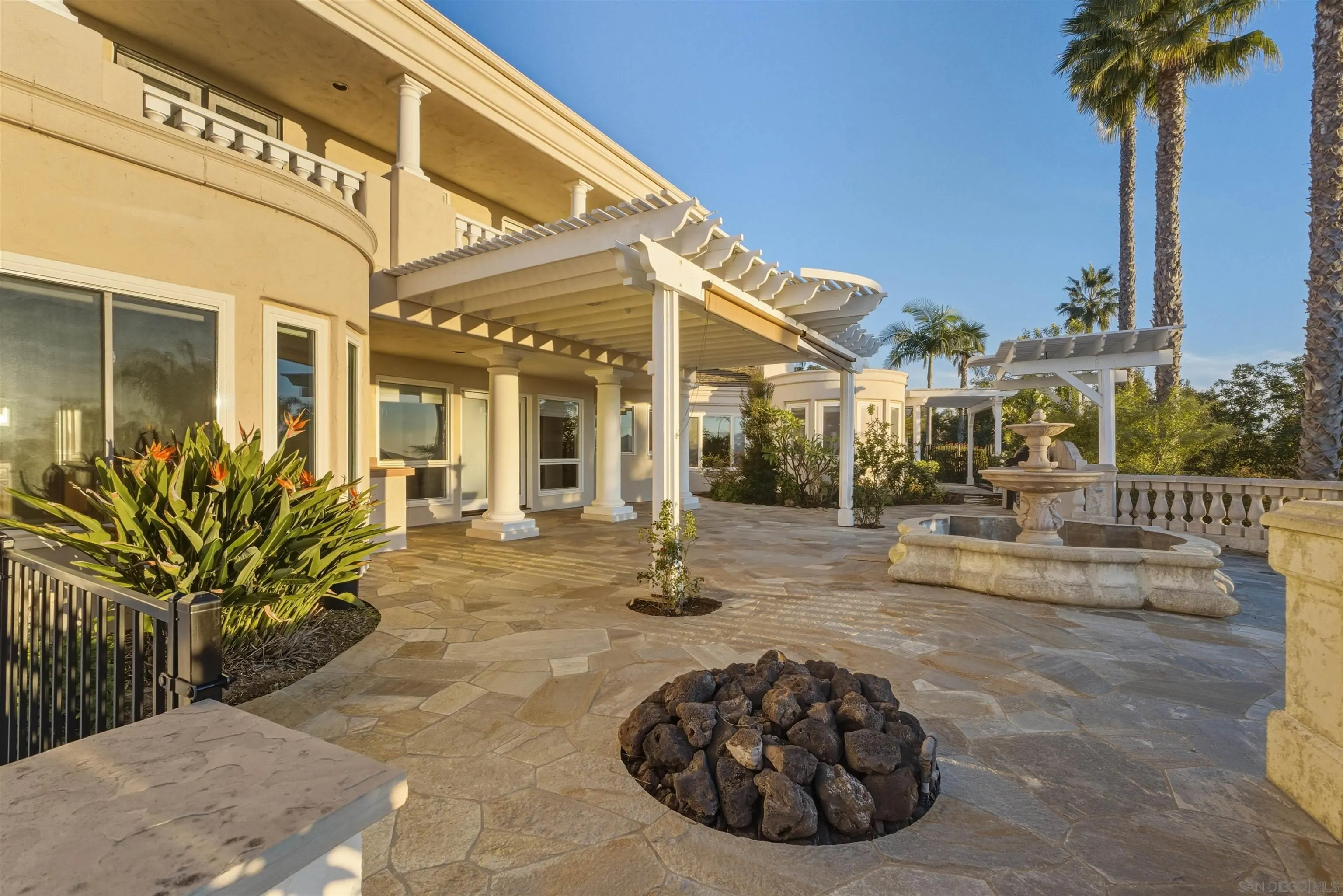 https://cdn.realtyfeed.com/cdn/127/260007336/3301d6ea63b7d82aa3b7ff8c624b21af.webp