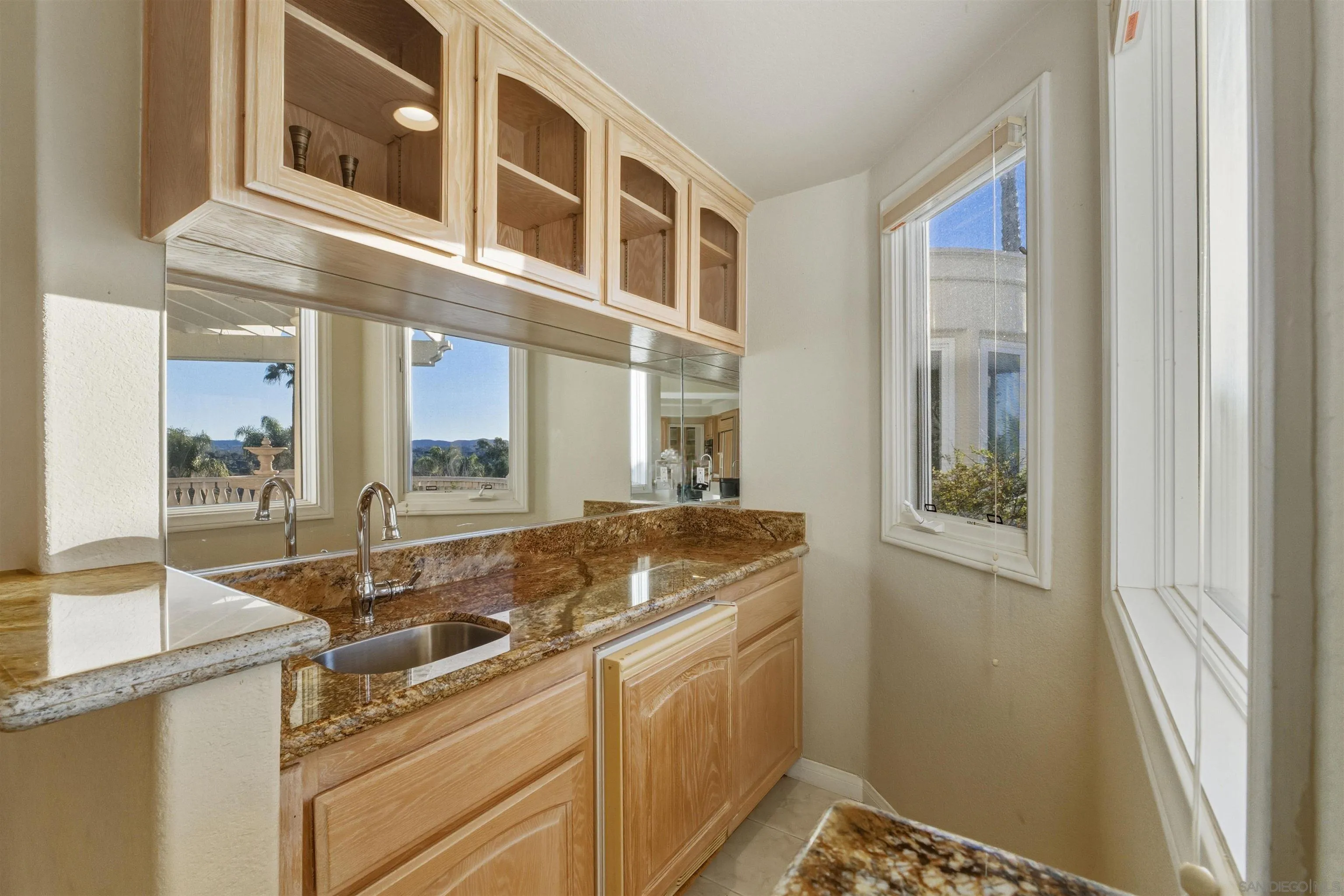 https://cdn.realtyfeed.com/cdn/127/260007336/8999d01e7f41a19500460dc88eb2ff7f.webp
