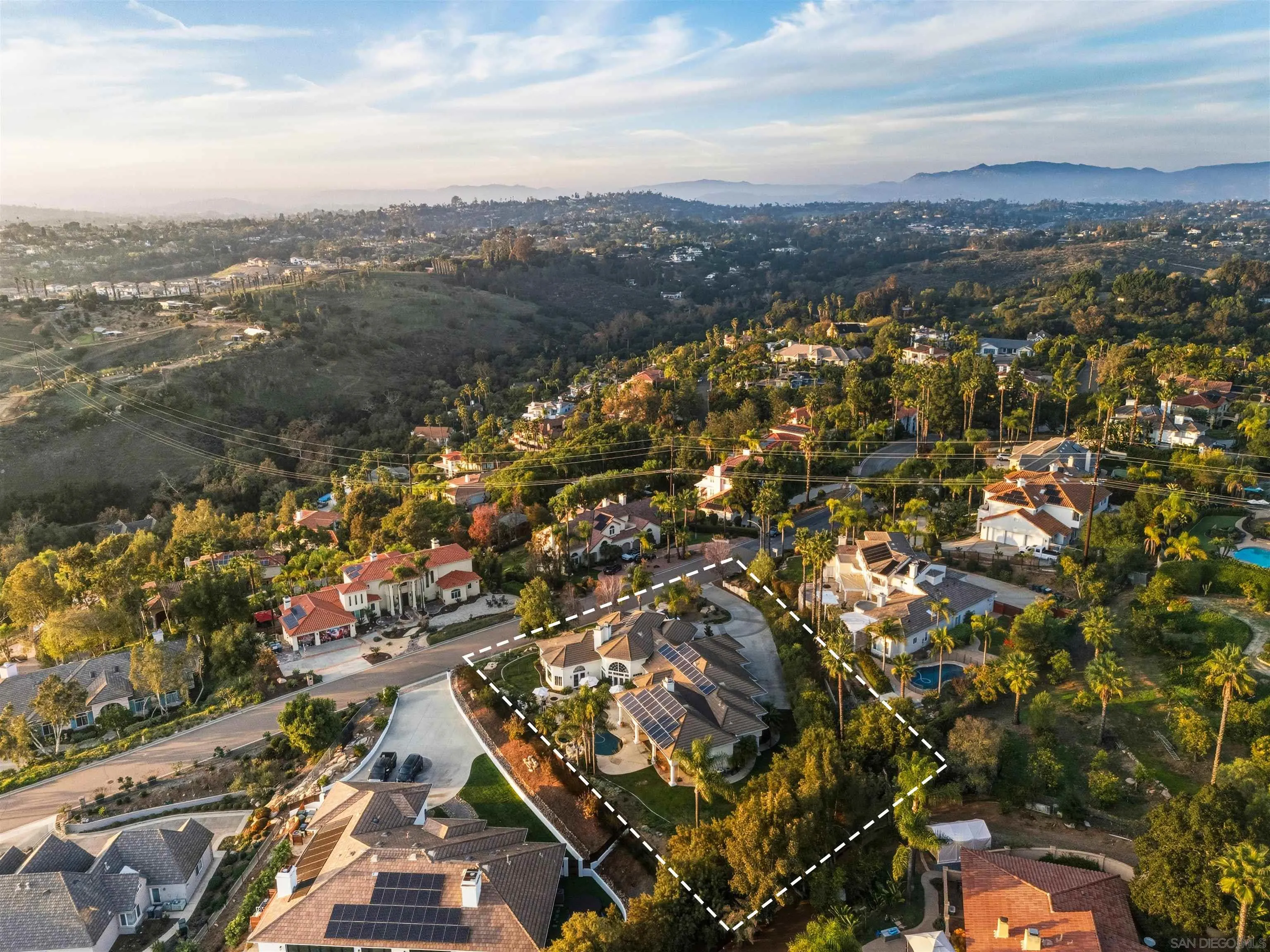 https://cdn.realtyfeed.com/cdn/127/260007336/991d6a0be9a53c5c7ac9ba3cf21ad264.webp