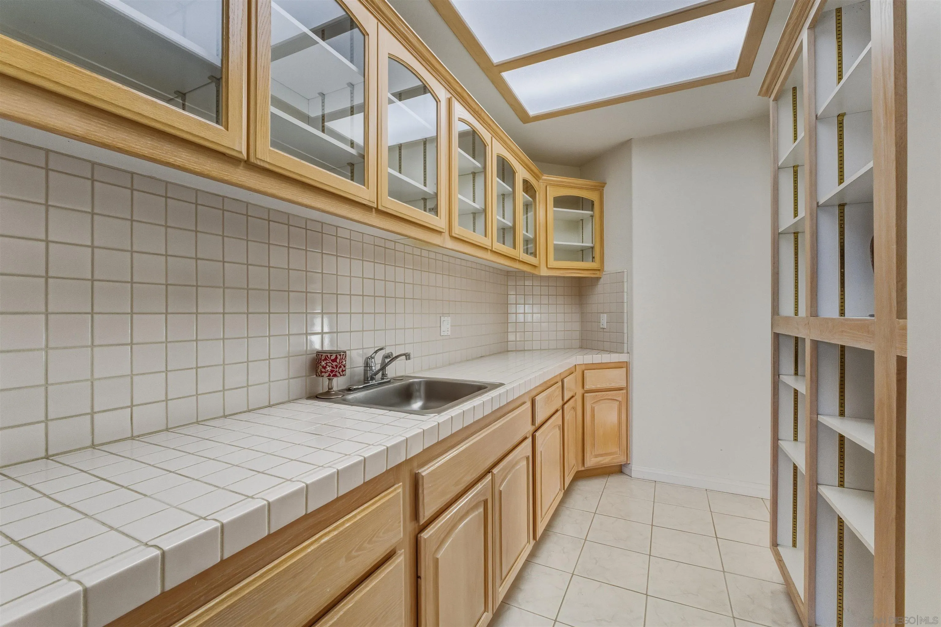 https://cdn.realtyfeed.com/cdn/127/260007336/f8ad06debffed7a80672b78e4713ed1d.webp