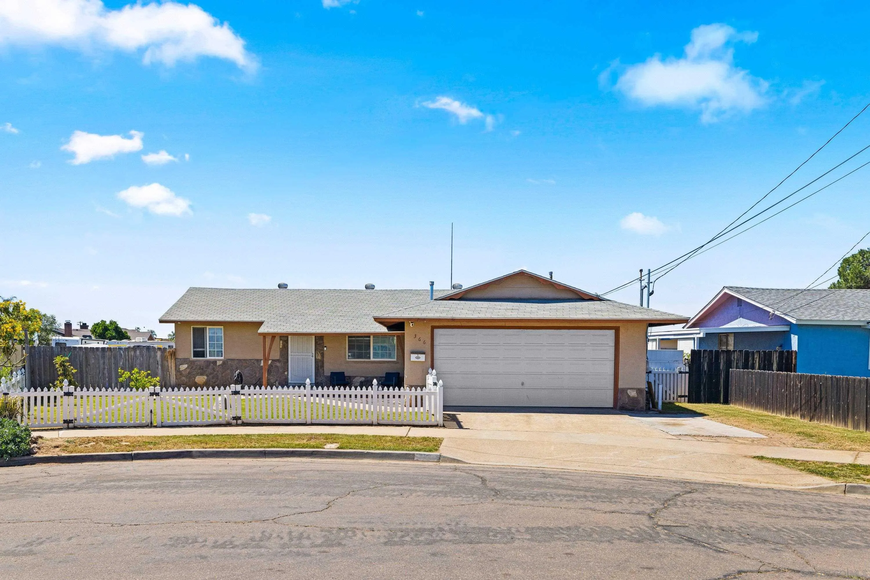 https://cdn.realtyfeed.com/cdn/127/260007339/c623273bf2f1f385d5523bd6d797ce1f.webp