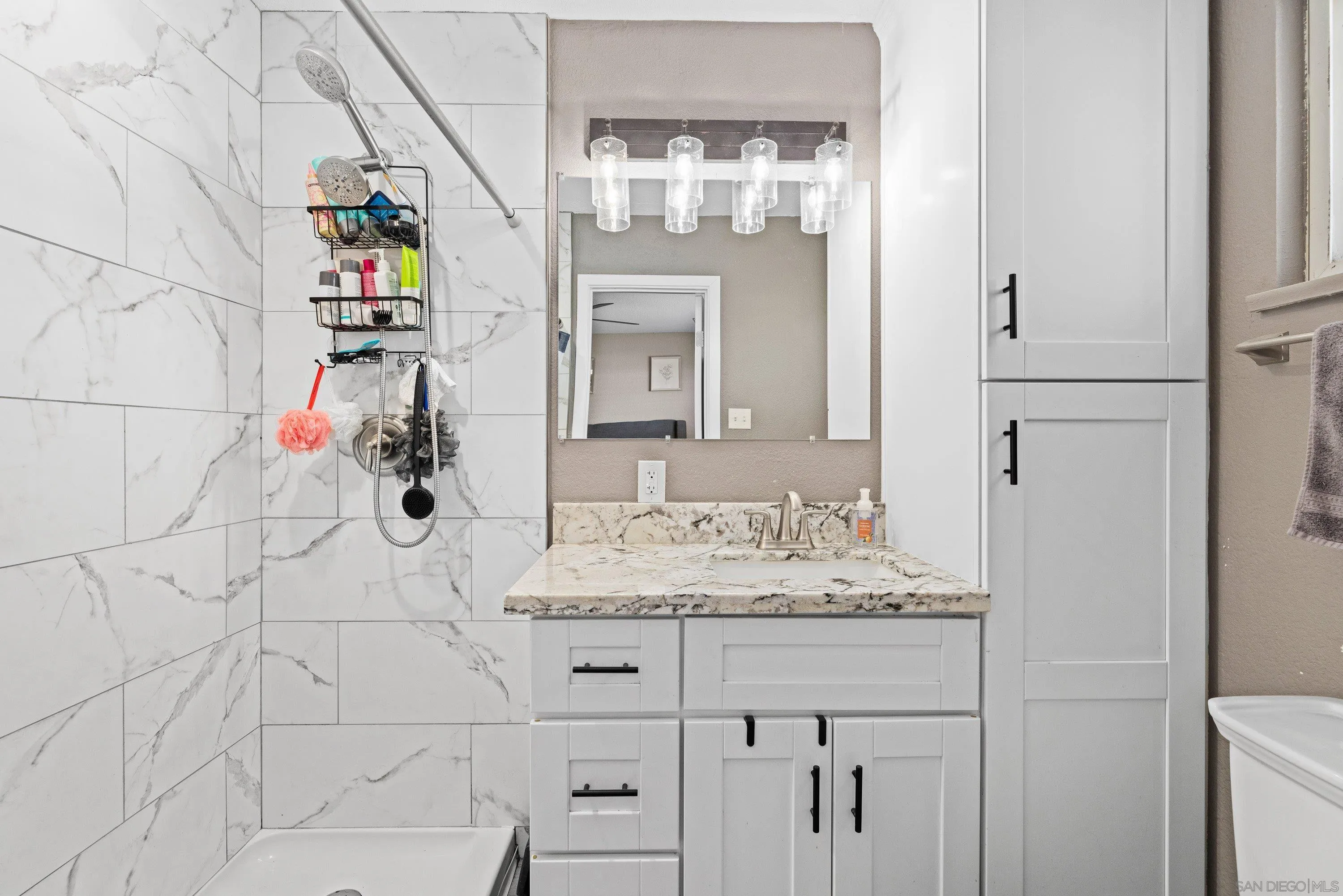 https://cdn.realtyfeed.com/cdn/127/260007339/d411c0e7a9c913afaef477303b45cc82.webp