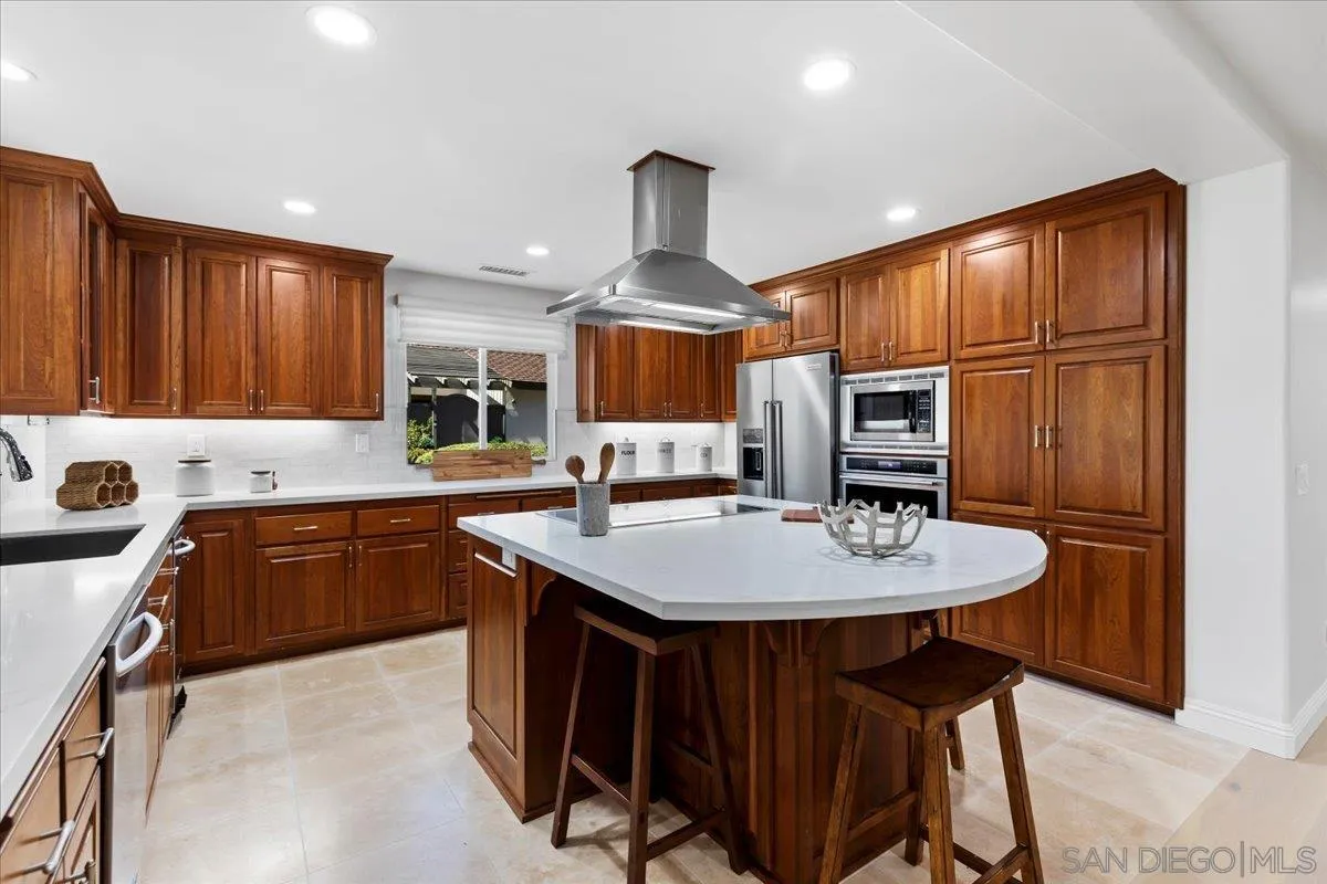 https://cdn.realtyfeed.com/cdn/127/260007348/a1cdf6bb3d9ae6796ba3462615cc7589.webp