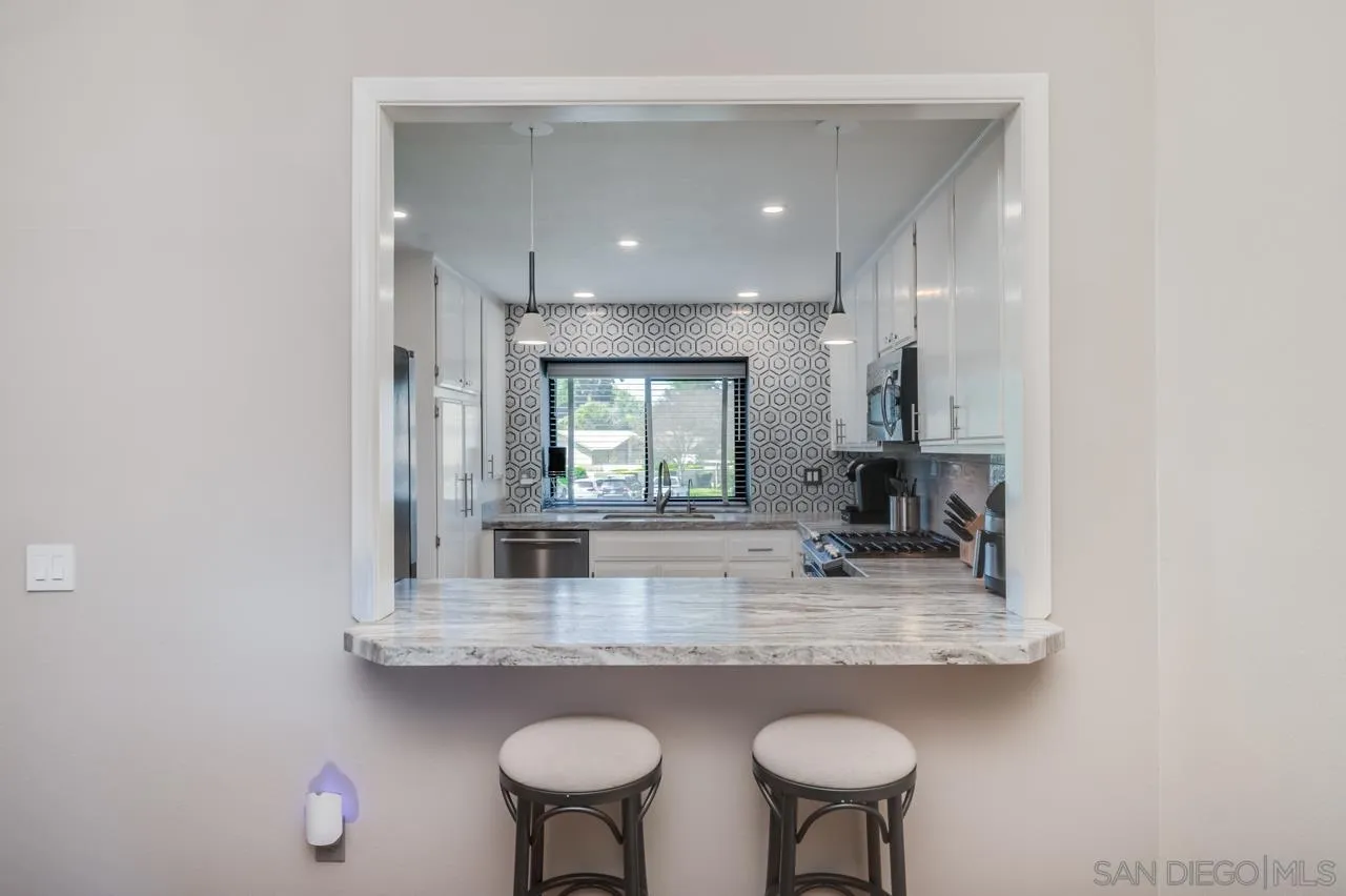 Photo #9: 260007350 Listing: Photo #9