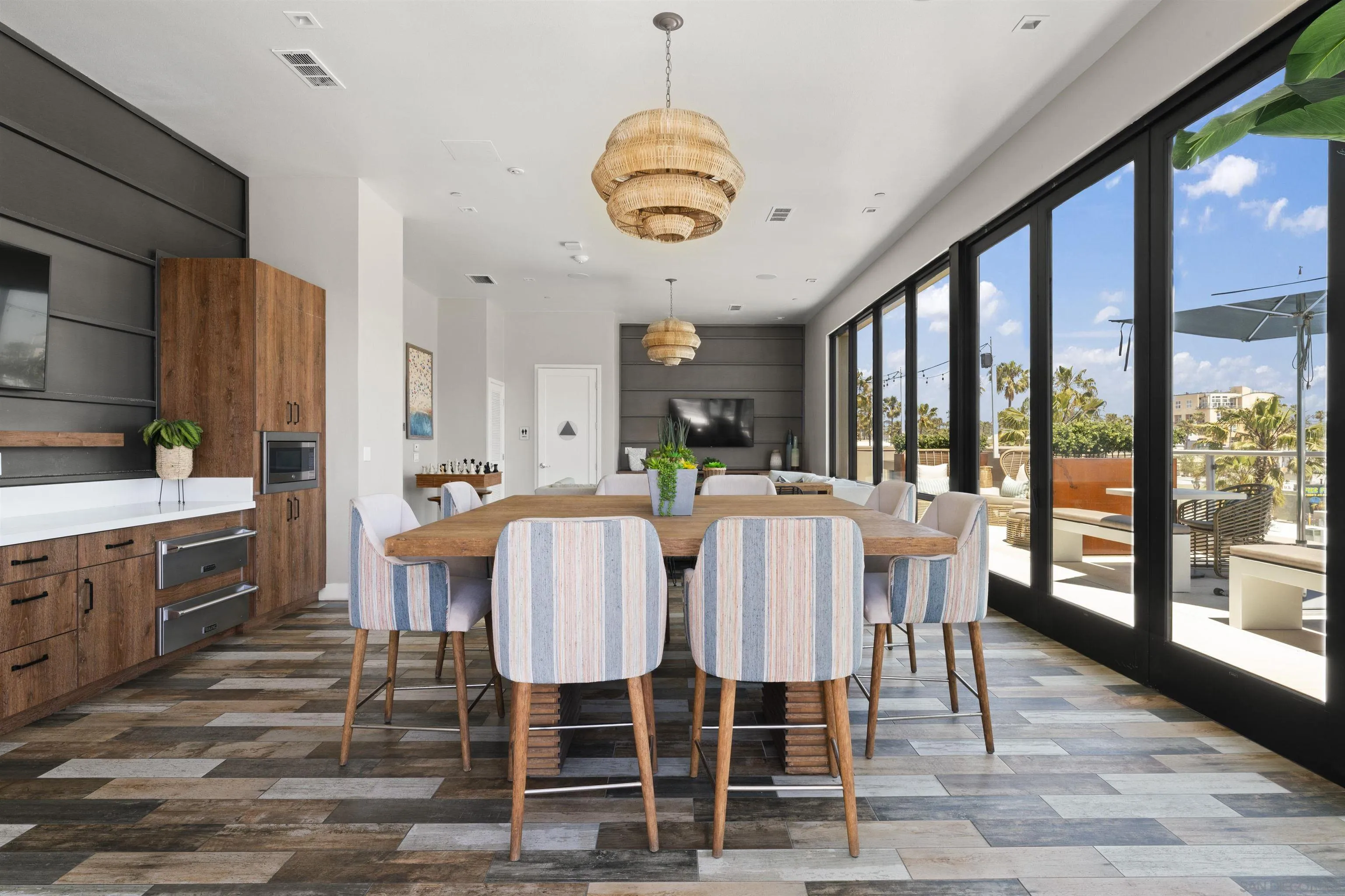 https://cdn.realtyfeed.com/cdn/127/260007356/16789e4423146dcba4c1ca2c3805be78.webp