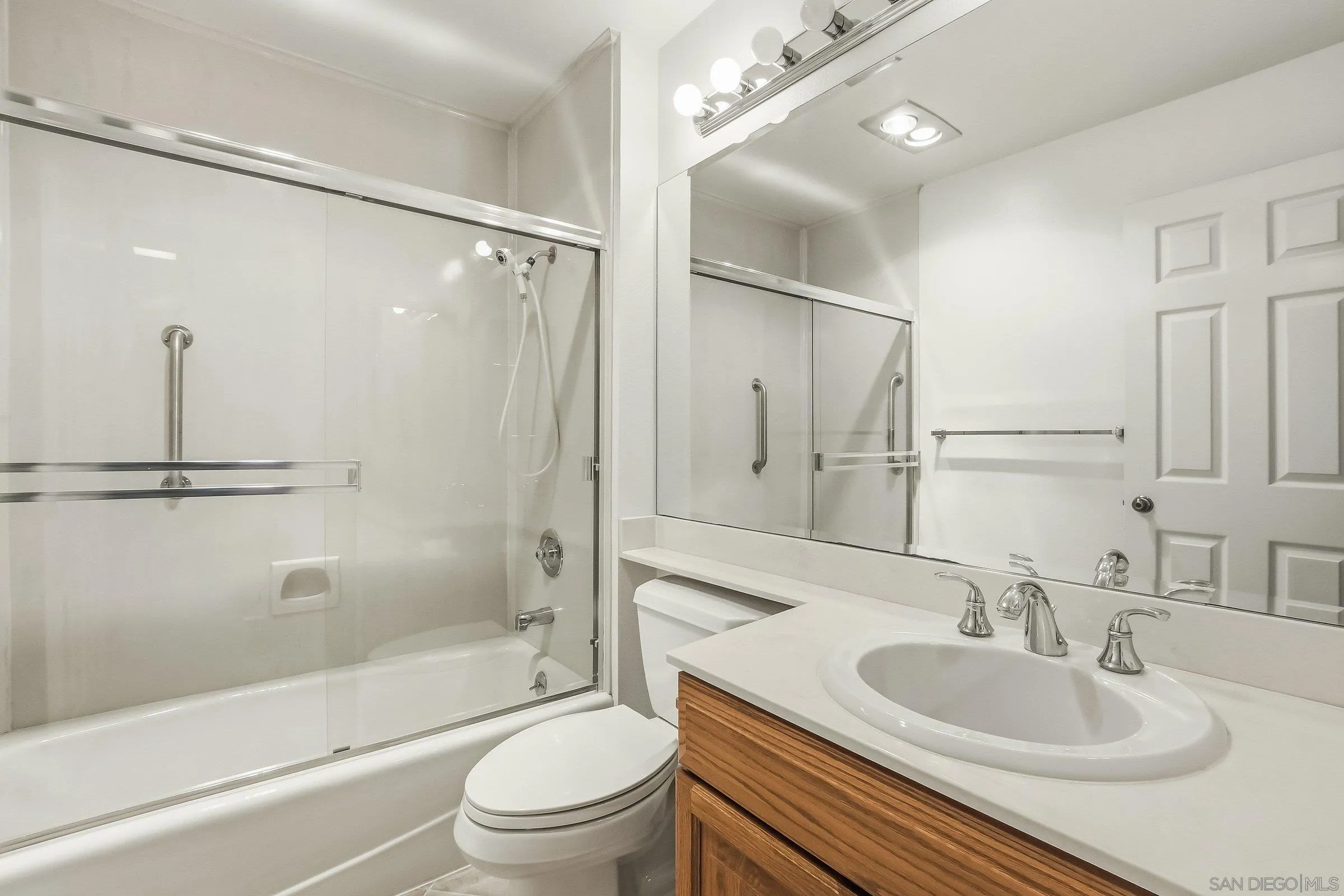 Photo #16: 260007360 Listing: Photo #16