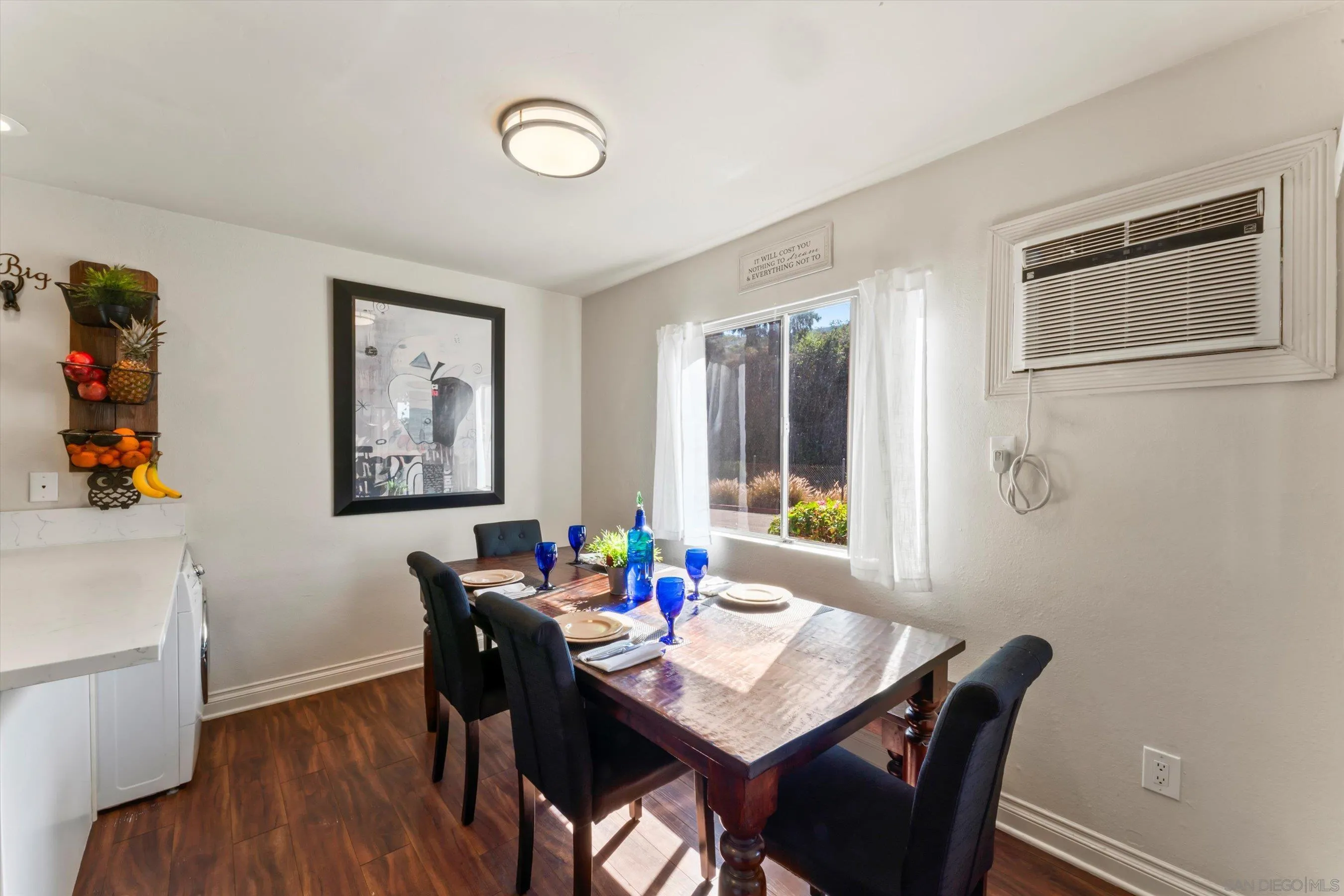 https://cdn.realtyfeed.com/cdn/127/260007363/5c781ade1a5beef508902dac2e898131.webp