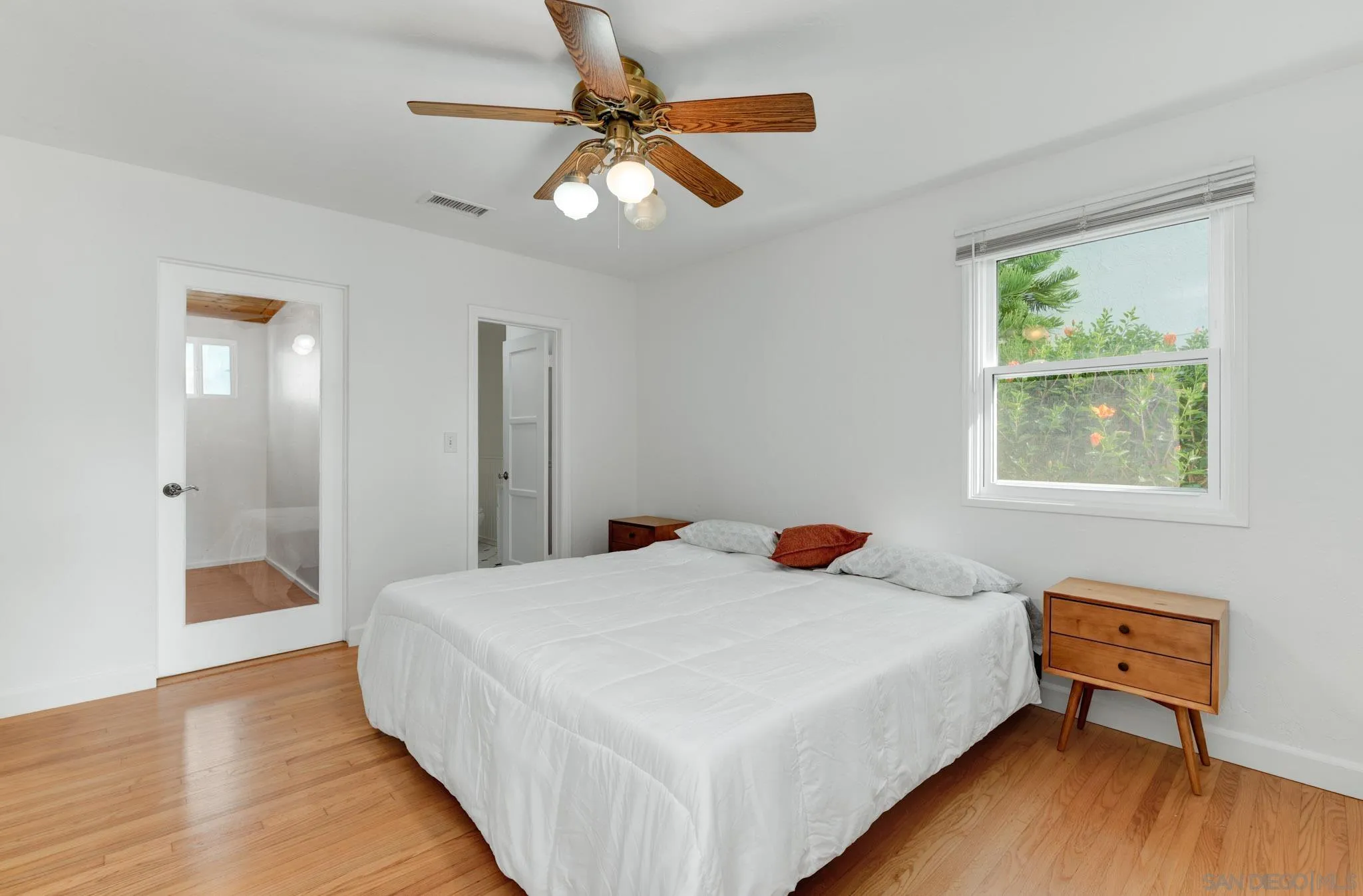 https://cdn.realtyfeed.com/cdn/127/260007369/2b4f64a89ee6e67c35330d0205298d9f.webp