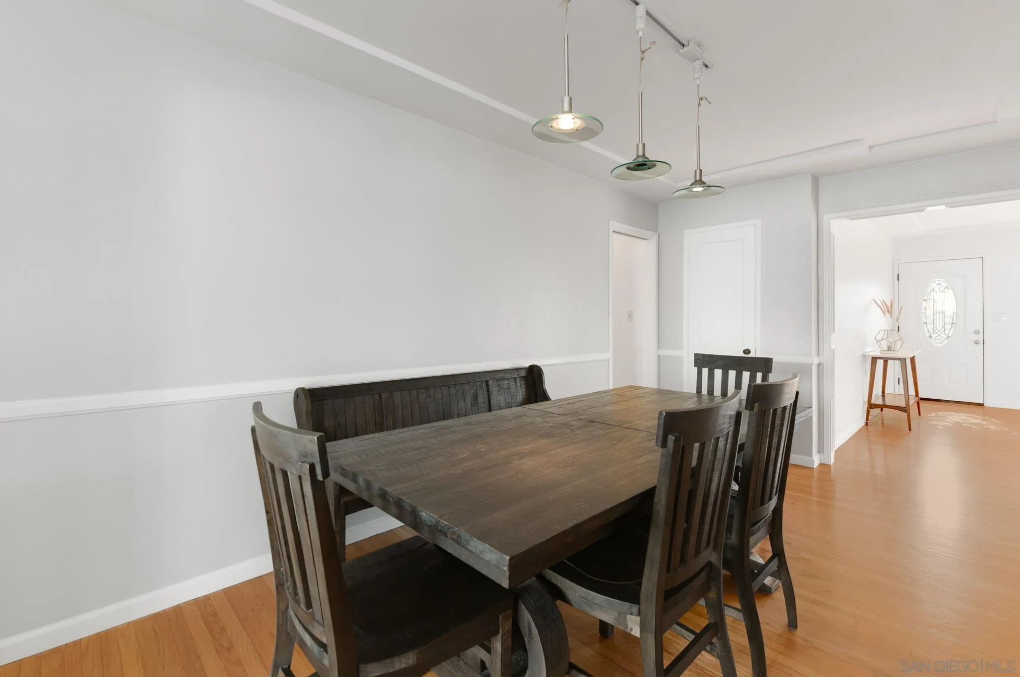 https://cdn.realtyfeed.com/cdn/127/260007369/9ae419eedba8f6f41b7bf1b33302137b.webp