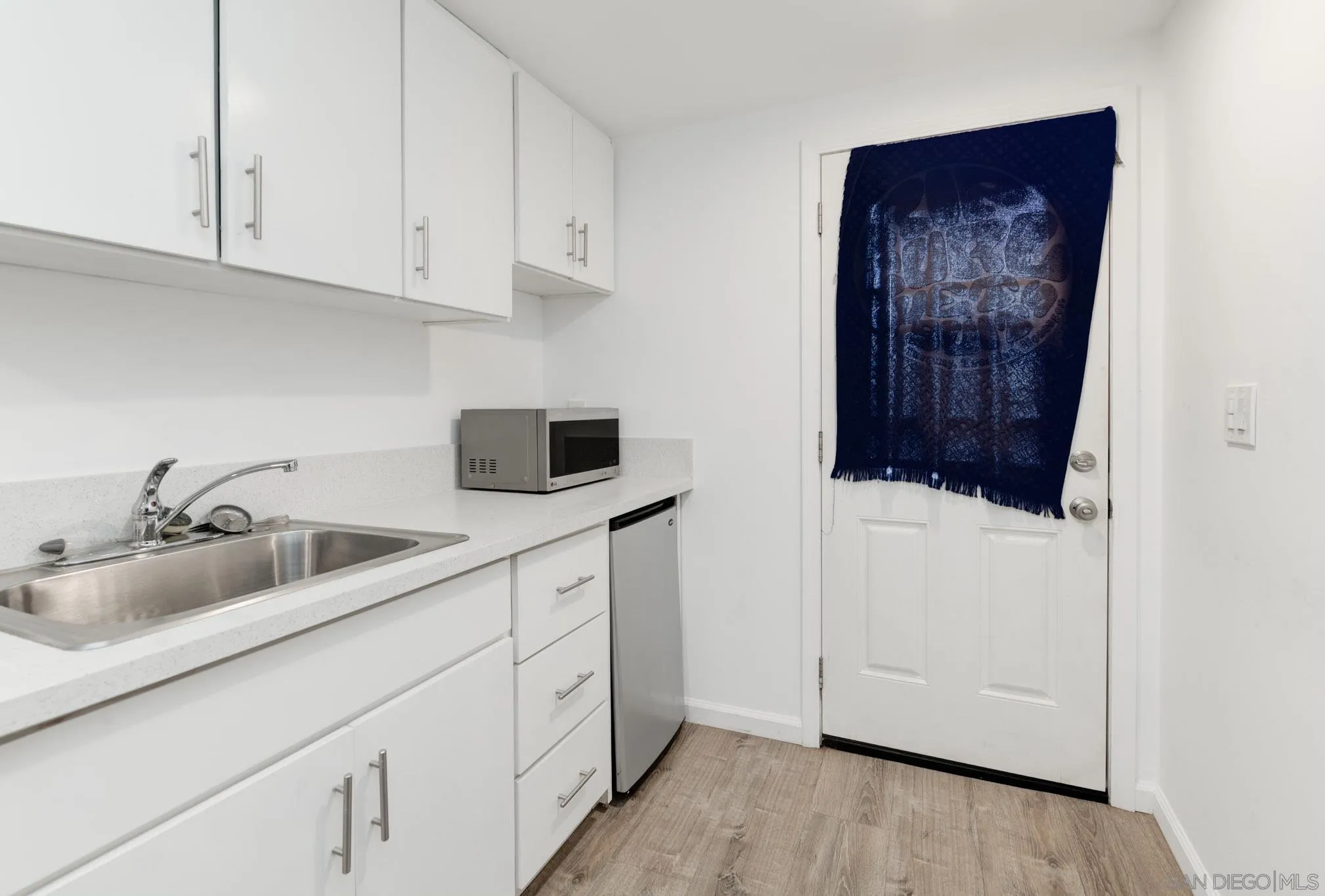 https://cdn.realtyfeed.com/cdn/127/260007369/bd6a4fcd6884186736e0ee57d9439f1f.webp