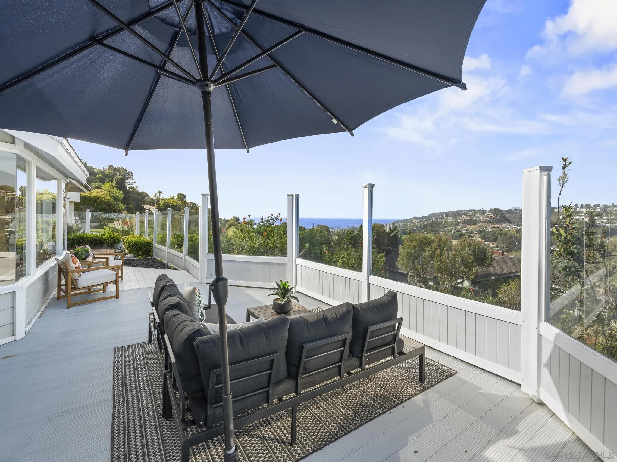 https://cdn.realtyfeed.com/cdn/127/260007373/ab2b6f1ec4da3a0d125795e3340afb40.webp