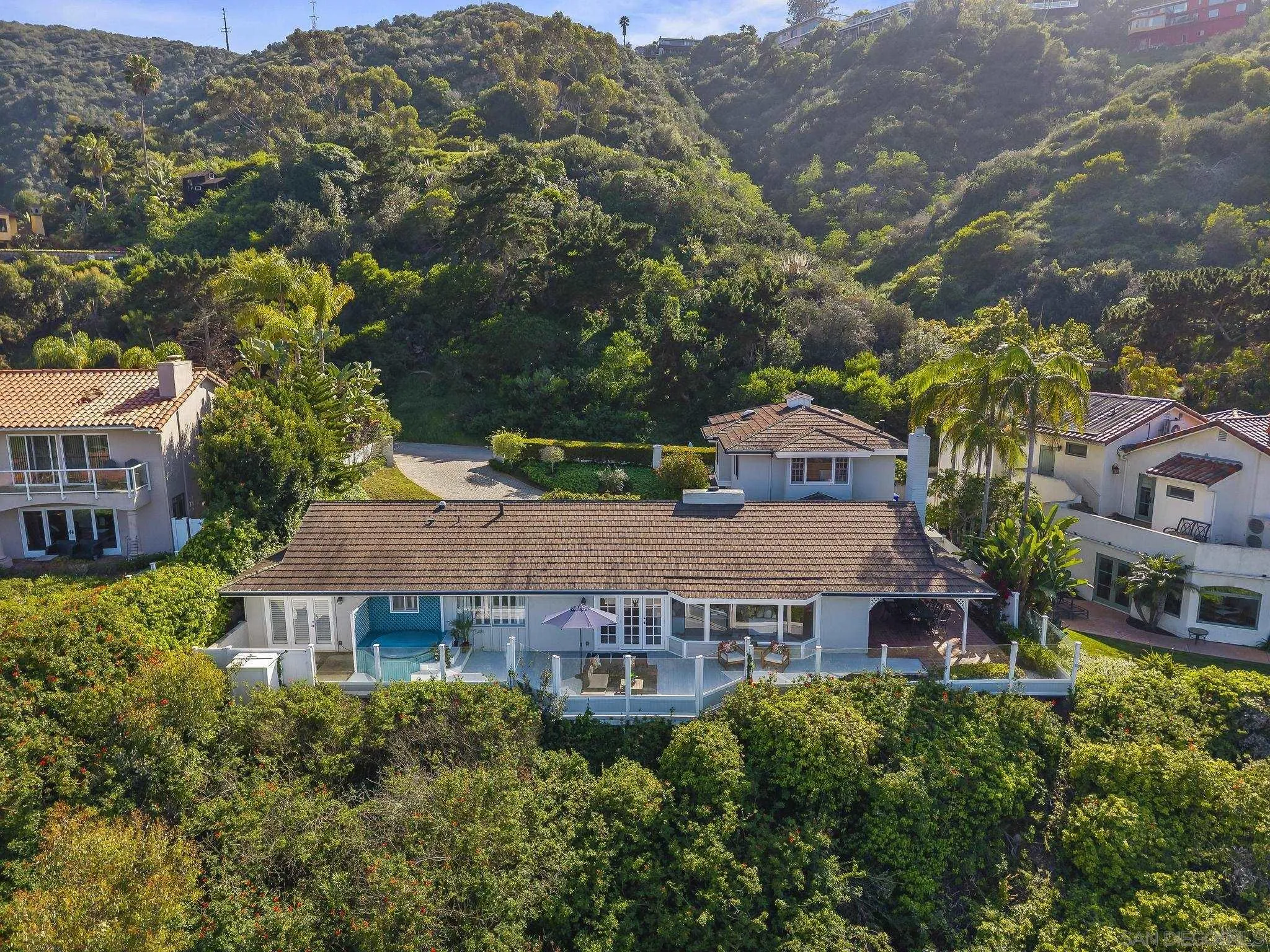 https://cdn.realtyfeed.com/cdn/127/260007373/b19afc01b61cfaac78ca95d9a450d3c6.webp