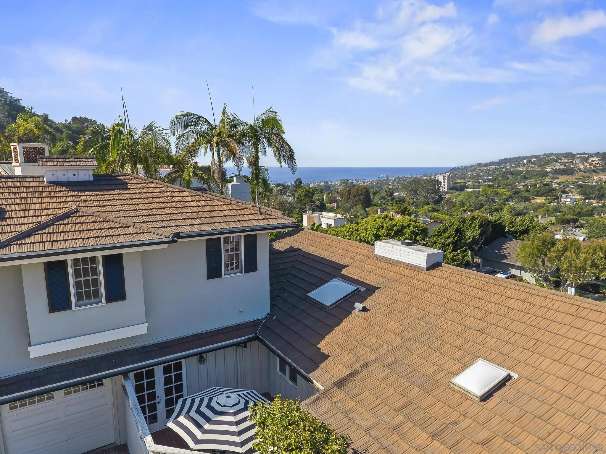 https://cdn.realtyfeed.com/cdn/127/260007373/d266a6a760fbe7d28b42407a1cb6b54e.webp