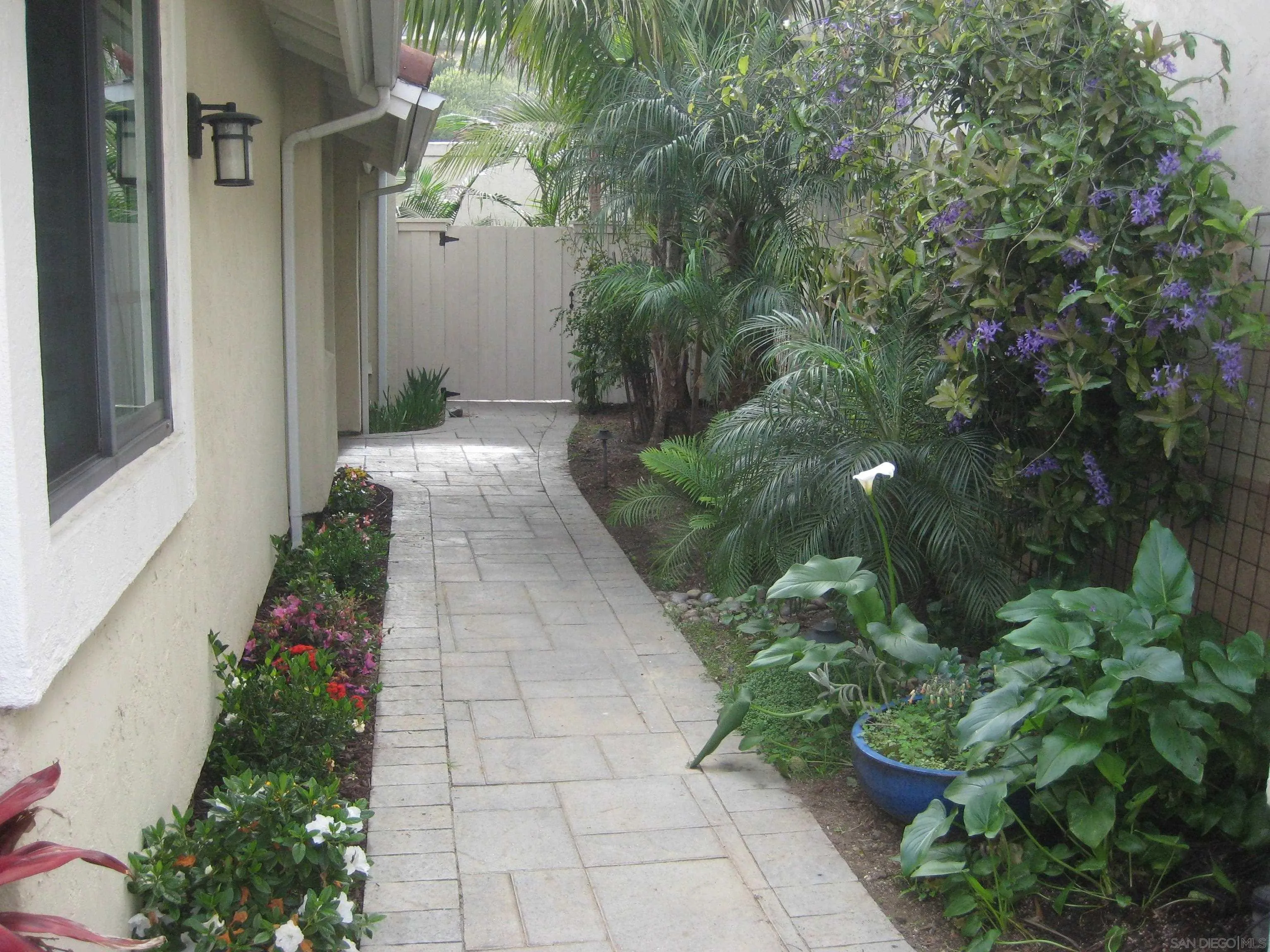 https://cdn.realtyfeed.com/cdn/127/260007377/6d7cd24bec06dd747110333c715d95c4.webp