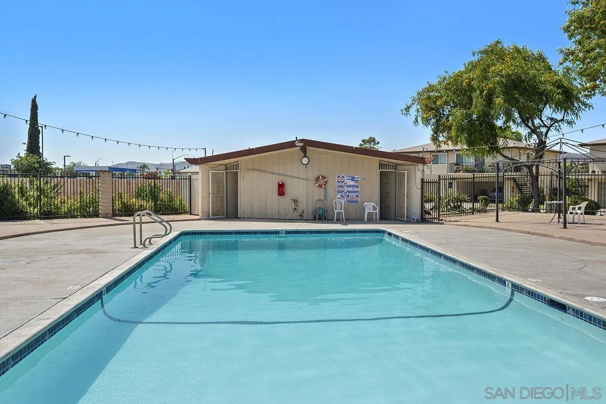 https://cdn.realtyfeed.com/cdn/127/260007388/280db8d558a724be5857011a4f7eb0b8.webp