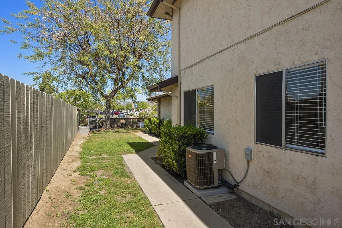 https://cdn.realtyfeed.com/cdn/127/260007388/954619a33c187433b1ebedbae17c7f23.webp
