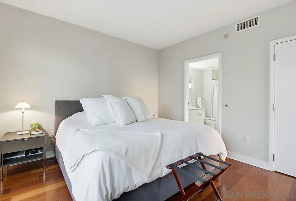 Photo #12: 260007390 Listing: Photo #12