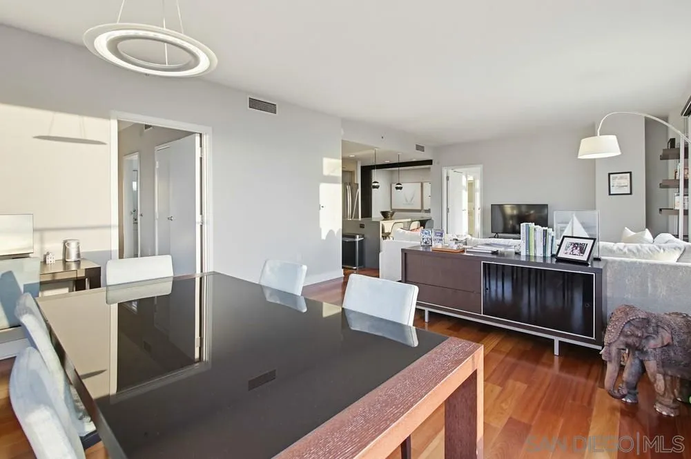 Photo #6: 260007390 Listing: Photo #6