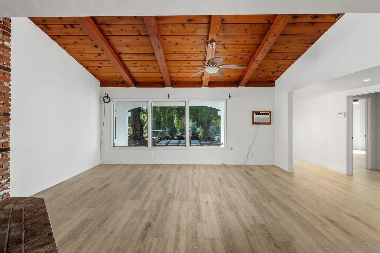 https://cdn.realtyfeed.com/cdn/127/260007399/0a2a148a0aadb5849de58194bd60c24c.webp