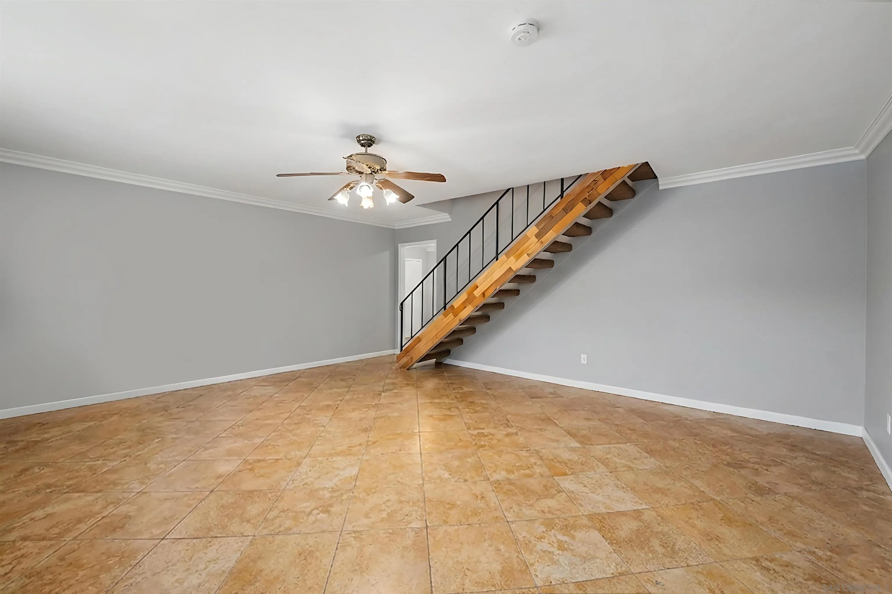 https://cdn.realtyfeed.com/cdn/127/260007399/433631f380b2e517e83f75ad749ddbd3.webp