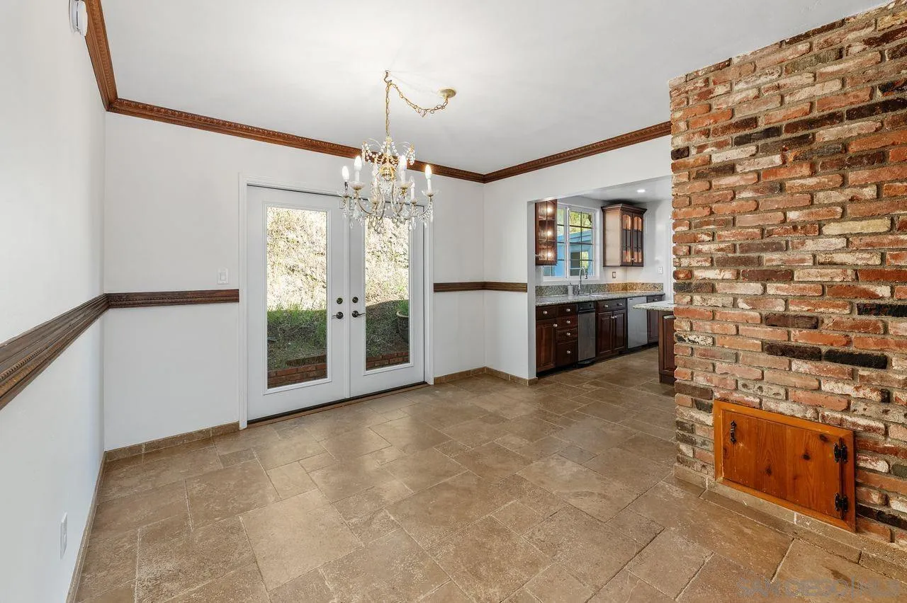 https://cdn.realtyfeed.com/cdn/127/260007399/ee36178e8c9bc47b6b0e47357d33132a.webp