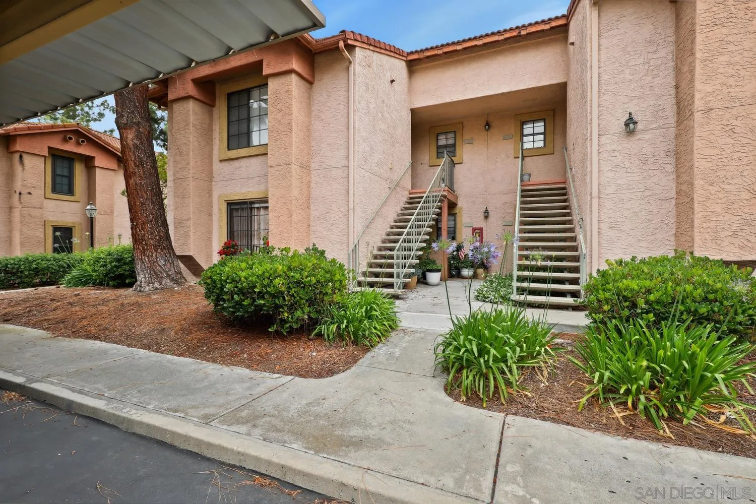 Photo #11: 2600074 Listing: Photo #11