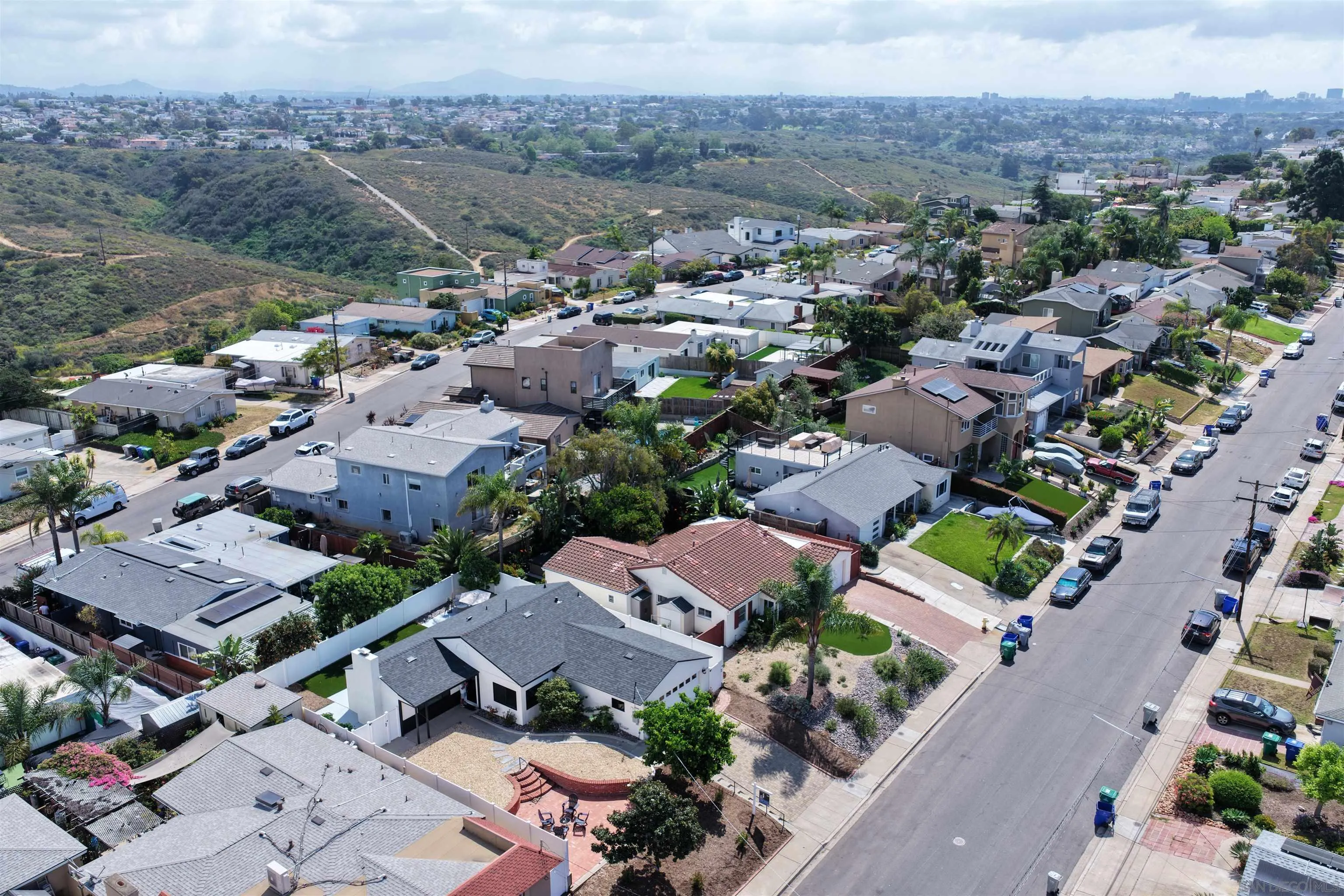 https://cdn.realtyfeed.com/cdn/127/260007400/3630edd006ec05df5822359577d9b279.webp