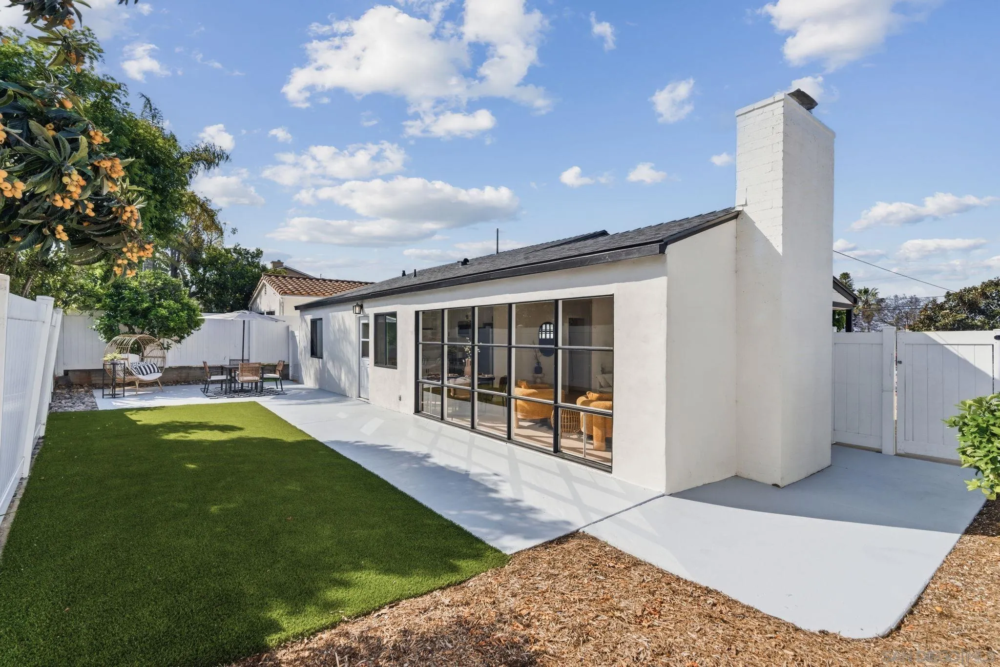 https://cdn.realtyfeed.com/cdn/127/260007400/4aec2e22e295daa3b38fff1d26279bf5.webp