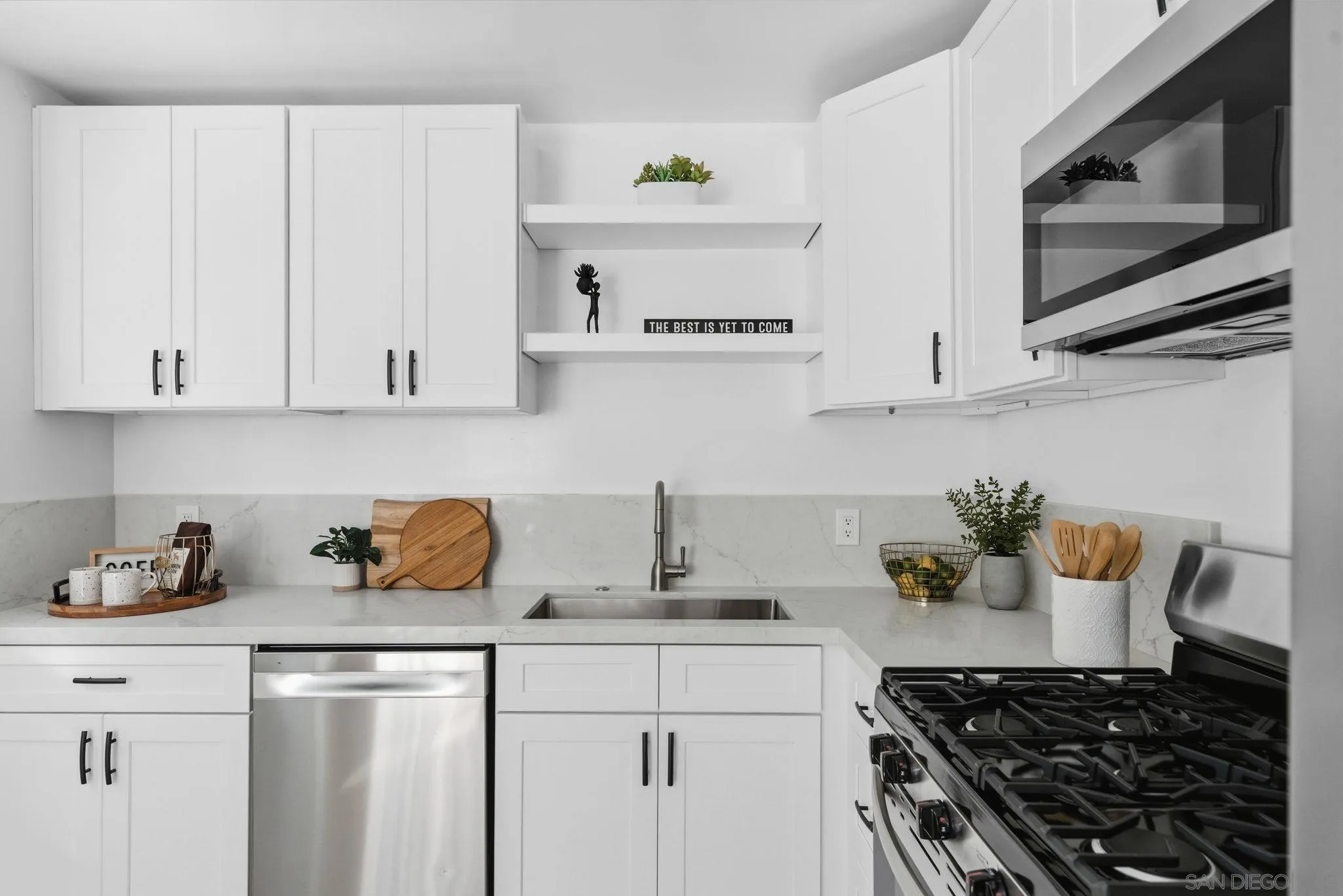 https://cdn.realtyfeed.com/cdn/127/260007400/951d40a8bc84af9452fee08c4a73a6c9.webp
