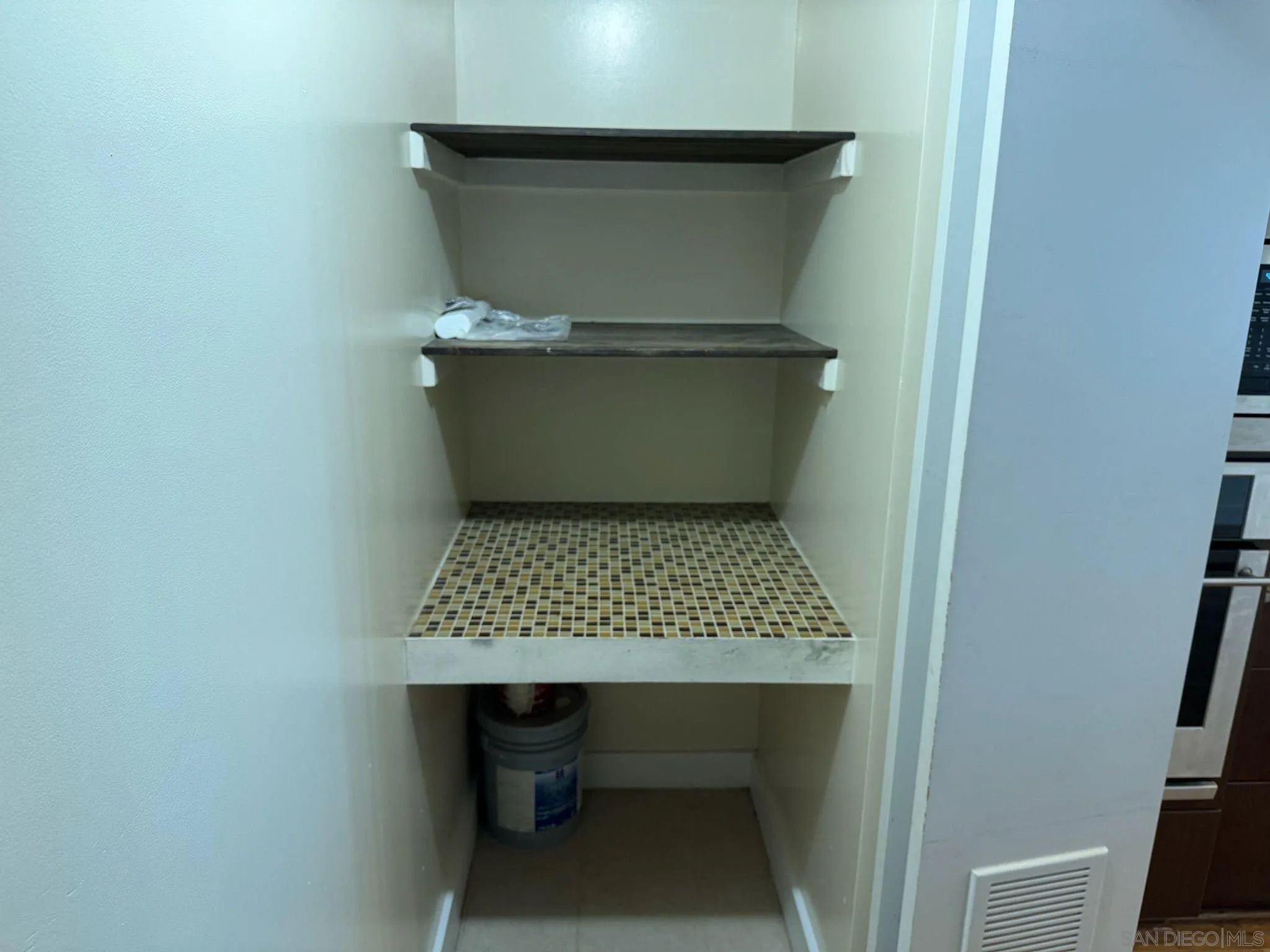 Photo #22: 260007401 Listing: Photo #22