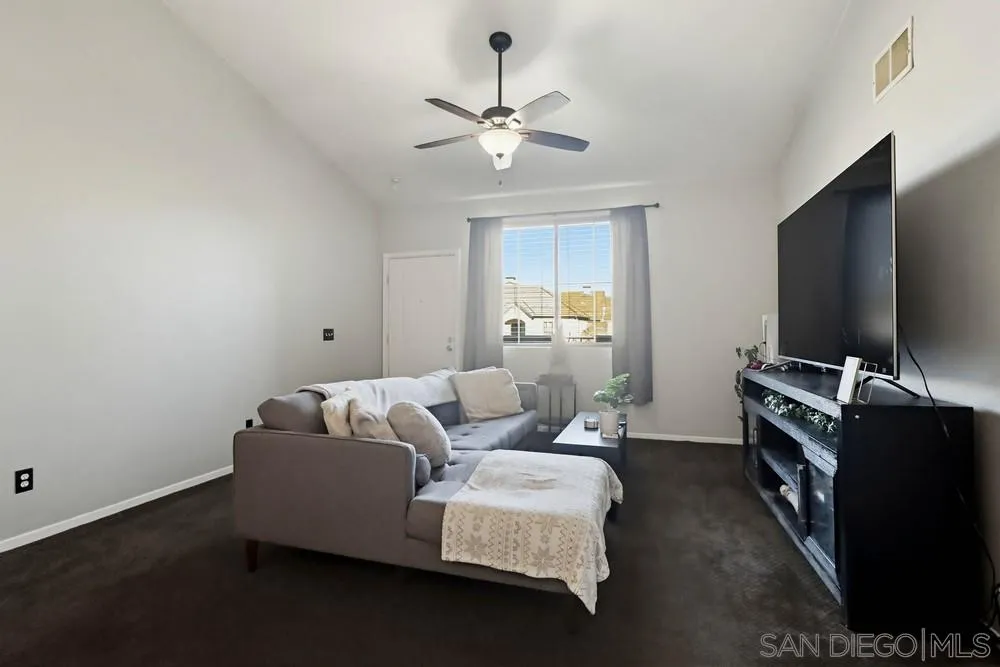 Photo #9: 260007408 Listing: Photo #9